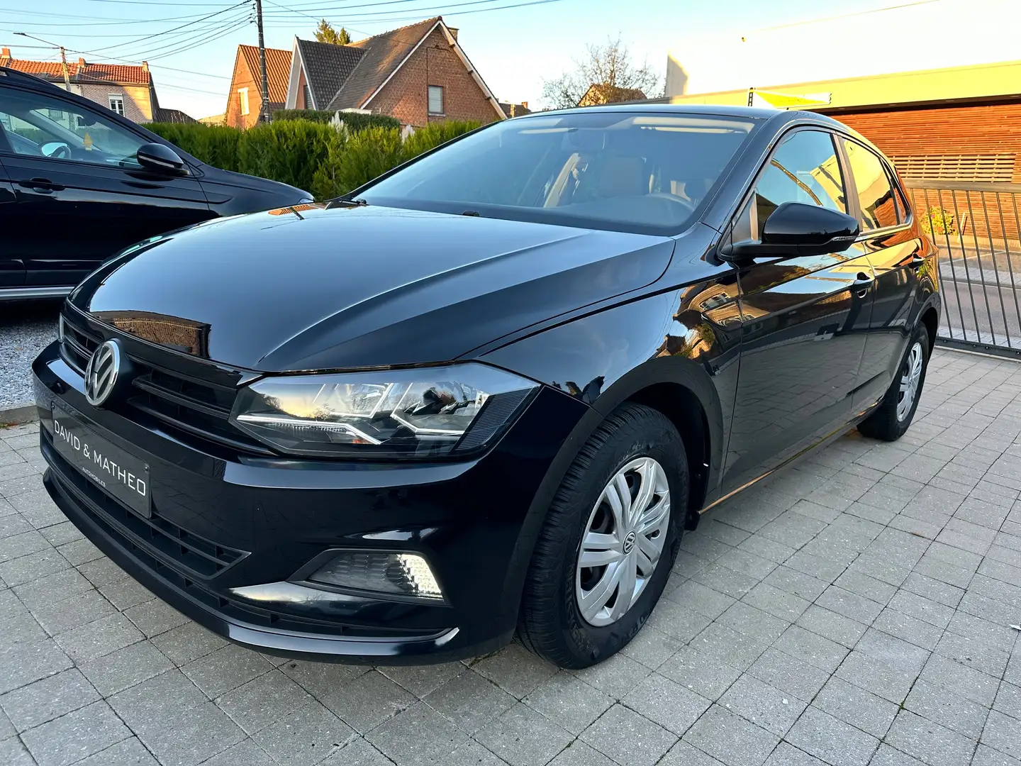 Volkswagen Polo Polo 1.0i Limited Edition BMT Zwart - 2