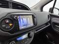 Toyota Yaris 1.5 Hybrid Dynamic | Navigatie | Afneembare trekha Wit - thumbnail 7