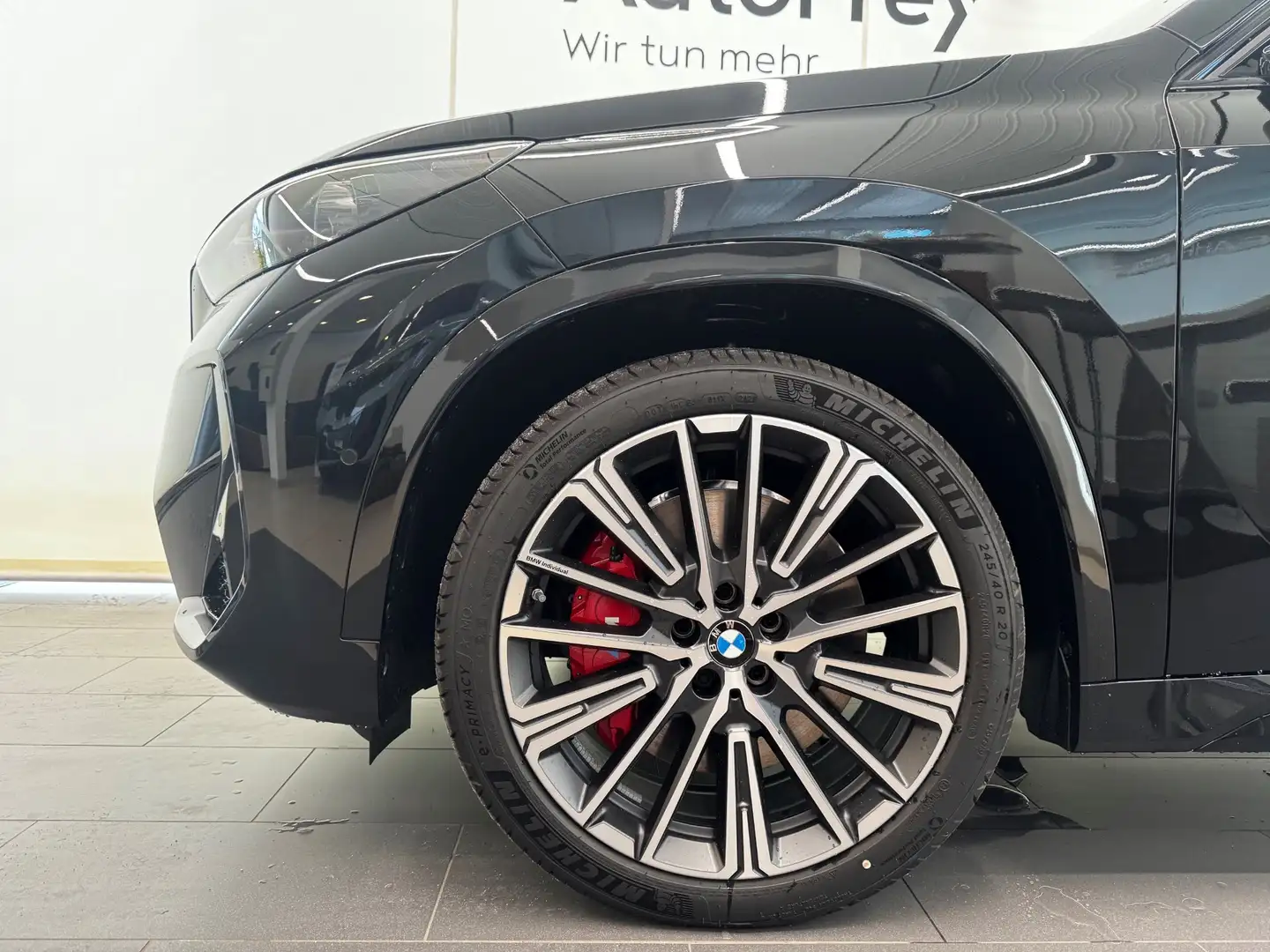 BMW X1 xDrive20d 48V Schwarz - 2