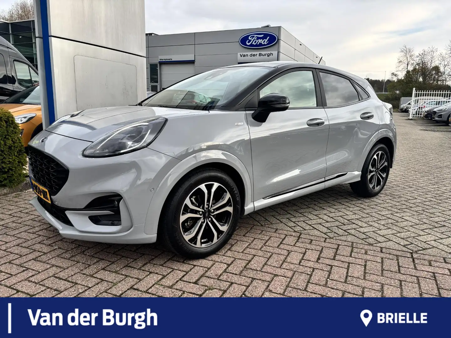 Ford Puma 1.0 EcoBoost Hybrid ST-Line X Grau - 1