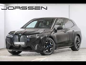 IX xDrive50