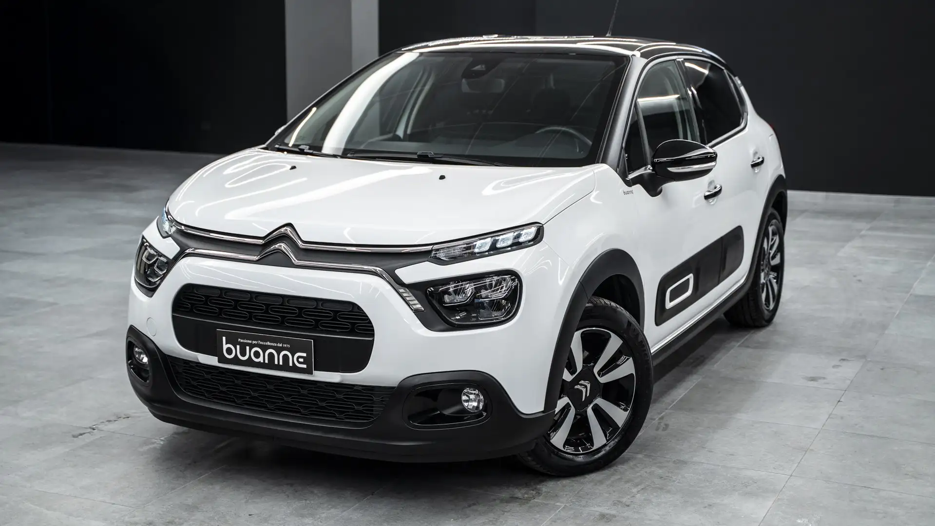 Citroen C3 1.2 83CV PURETECH SHINE LED NAVI OK NEOP. FULLOPT - 1