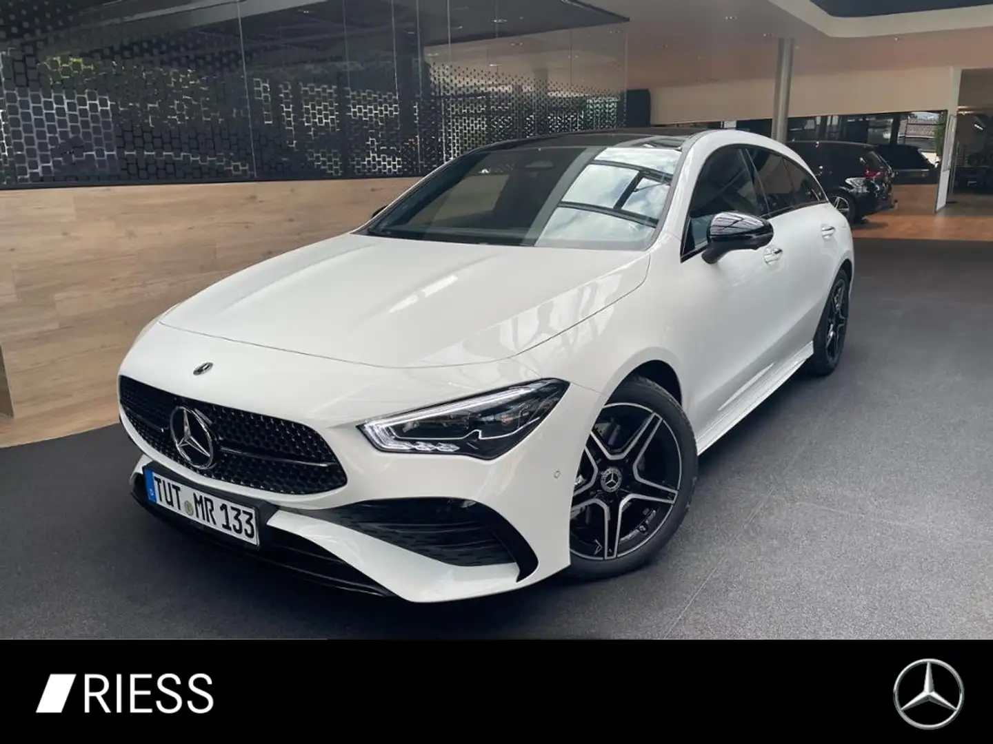 Mercedes-Benz CLA 200 d SB AMG+AHK+PANO+MULTIBEAM+360°+DISTRONIC Weiß - 1