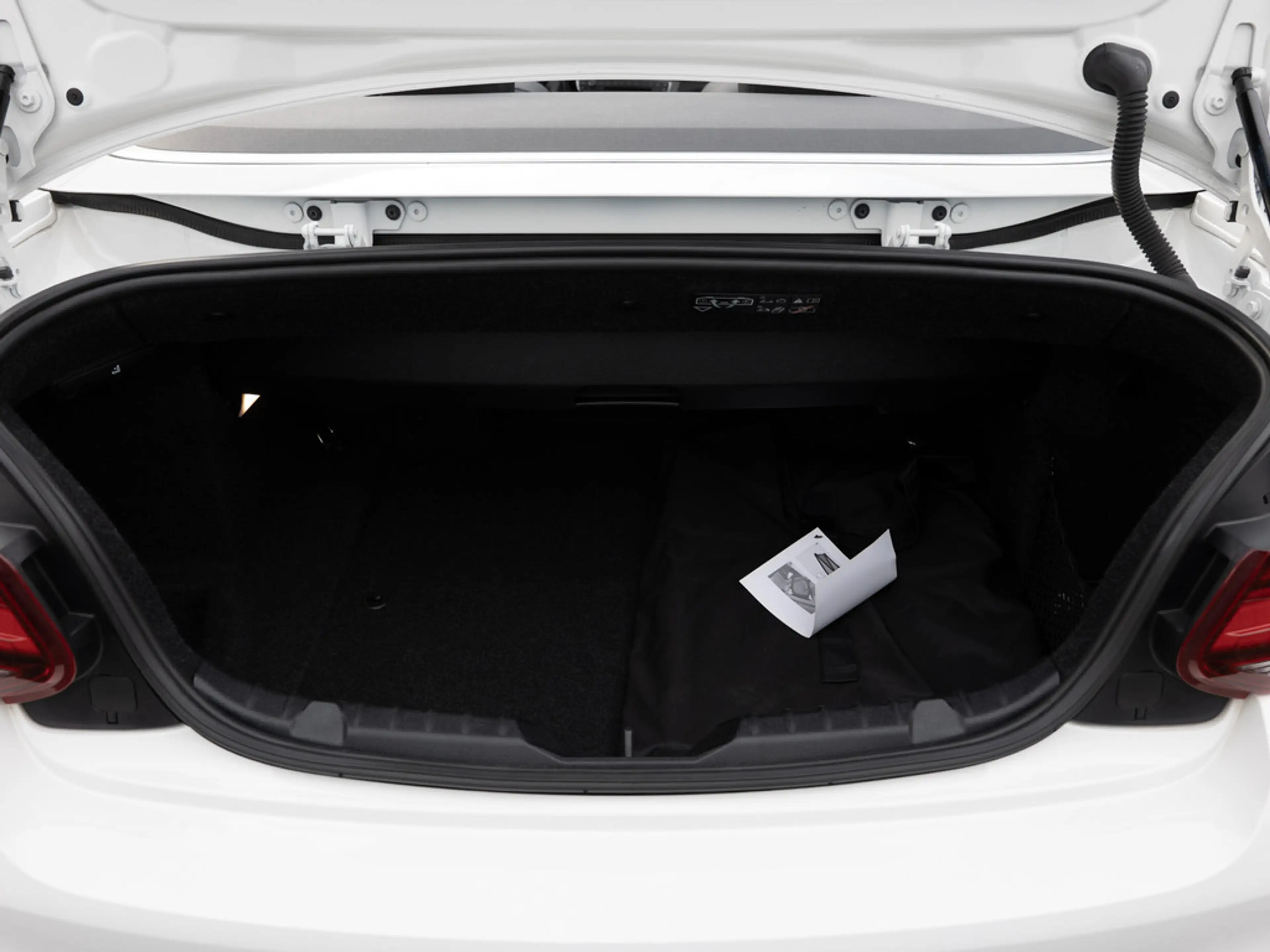 BMW 230 i Cabrio M-Sport FACEL. LED NAVI H/K SHZ — photo 11