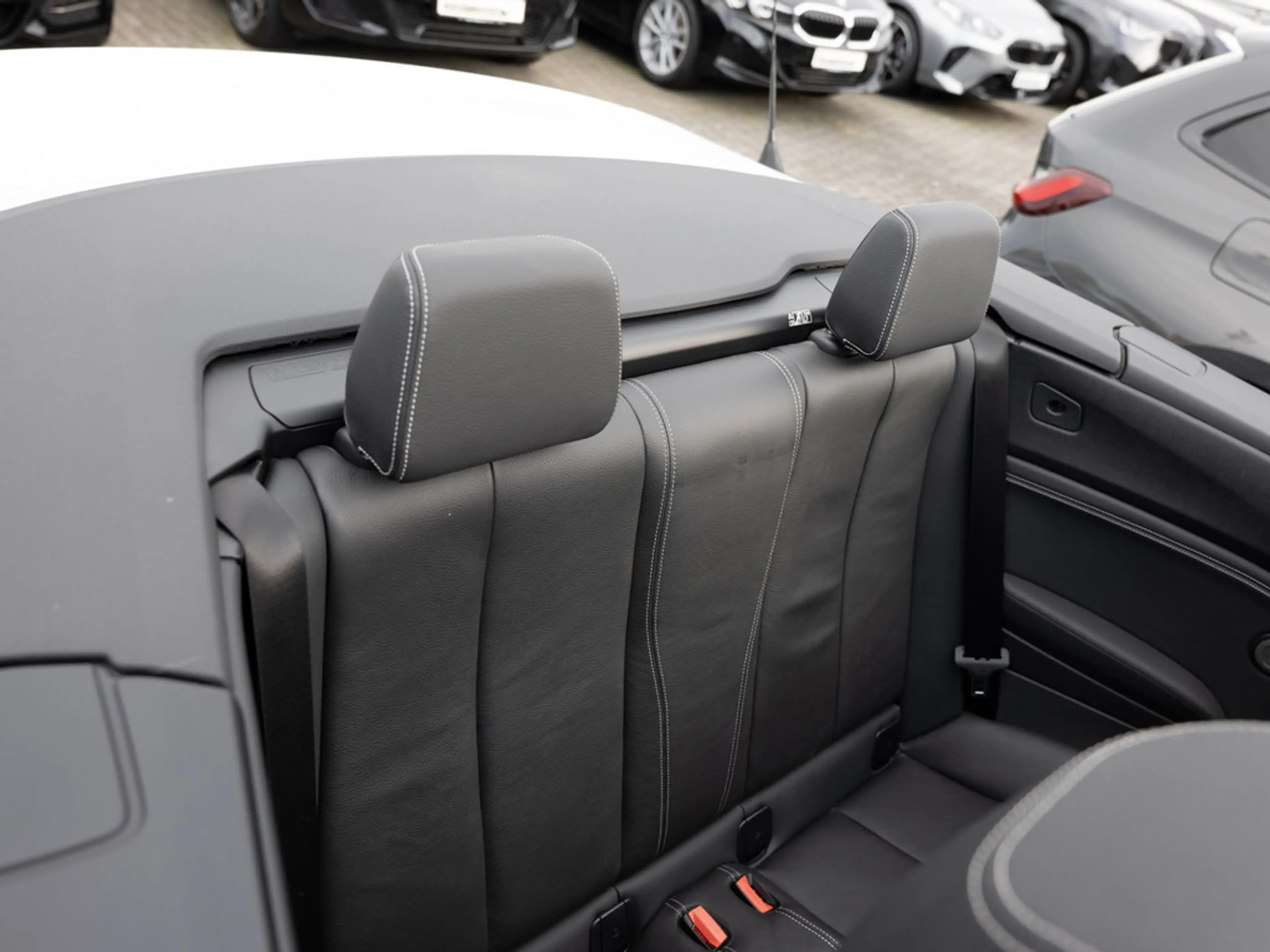 BMW 230 i Cabrio M-Sport FACEL. LED NAVI H/K SHZ — photo 9