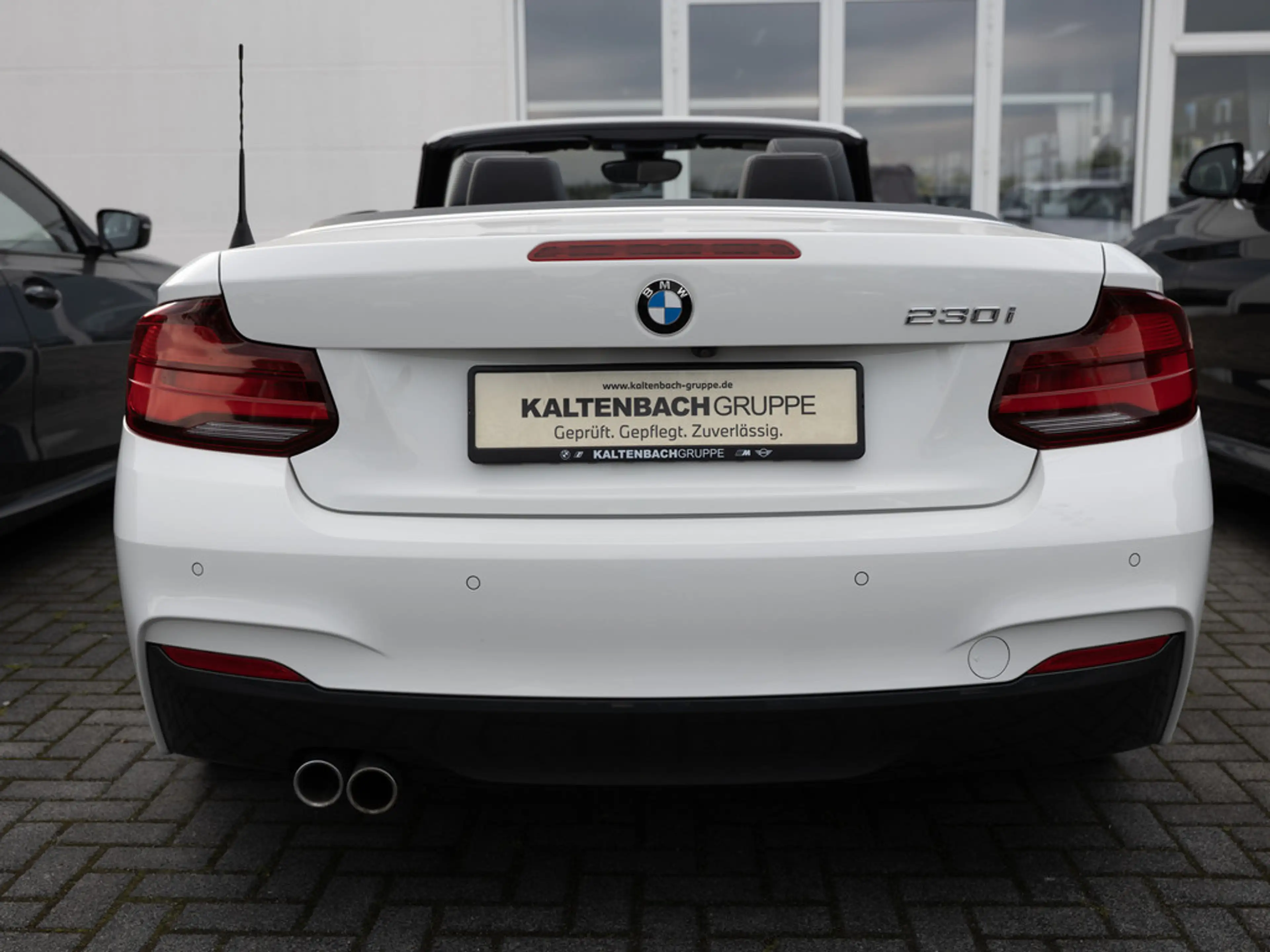 BMW 230 i Cabrio M-Sport FACEL. LED NAVI H/K SHZ — photo 6