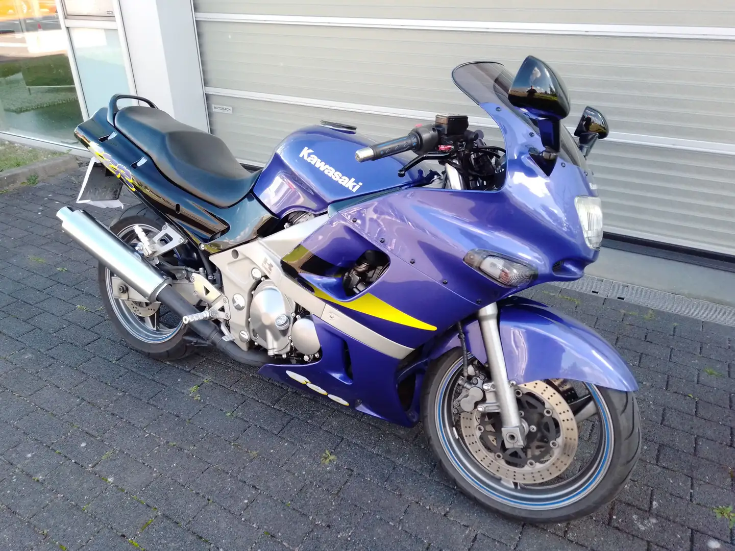 Kawasaki ZZR 600 ZX 600 E TÜV neu Blau - 1