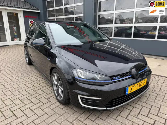 Volkswagen Golf GTE