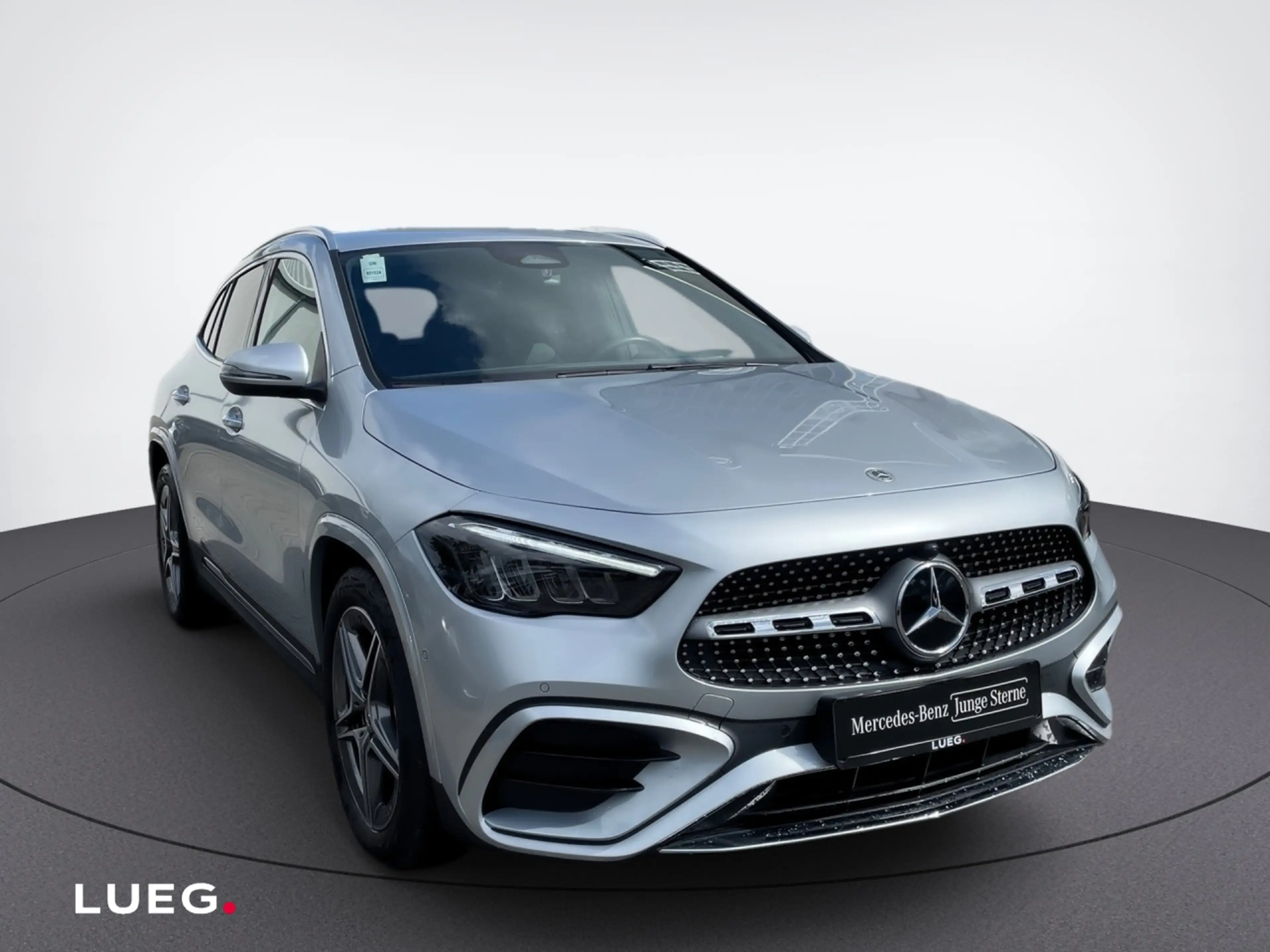 Mercedes-Benz GLA 200 AMG+RÜCKFK+LENKRHZ+KEYLESS+LED+AMBIENTE — photo 7