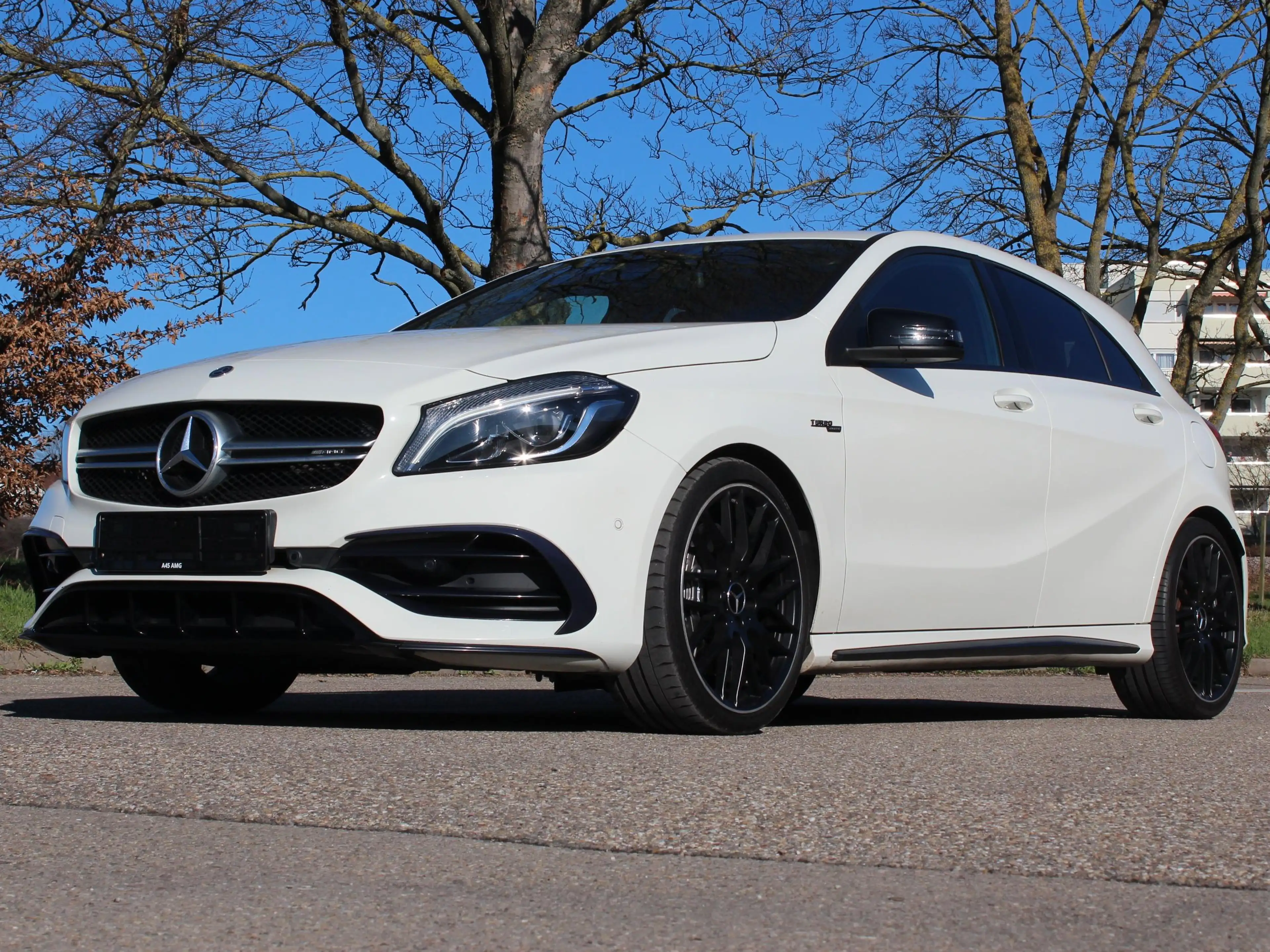 Mercedes-Benz A 45 AMG A 45 AMG: Designo, Winter&Sommerräder, Scheckh. — photo 2