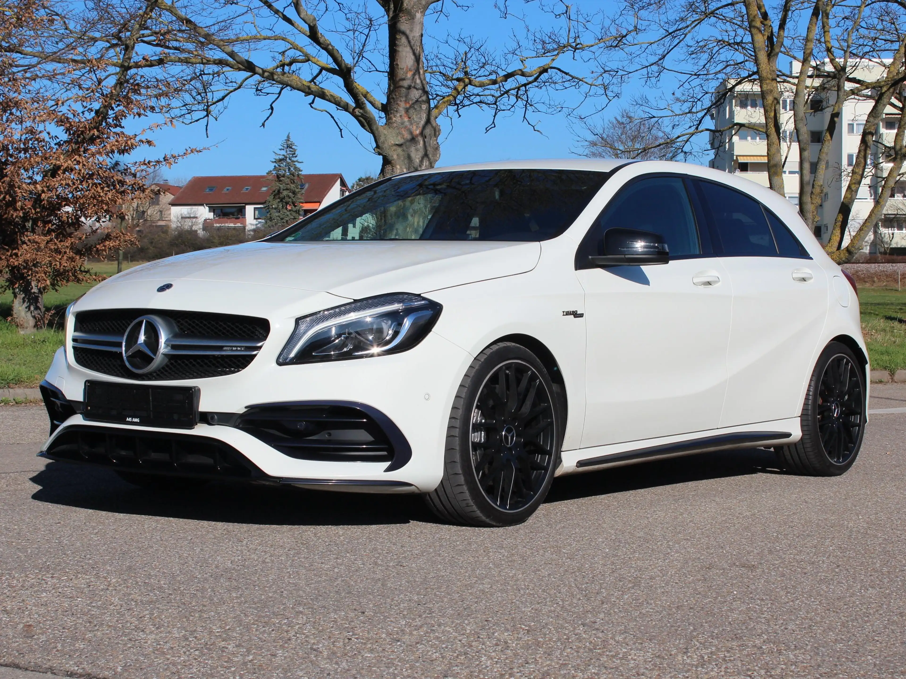 Mercedes-Benz A 45 AMG A 45 AMG: Designo, Winter&Sommerräder, Scheckh. — photo 3