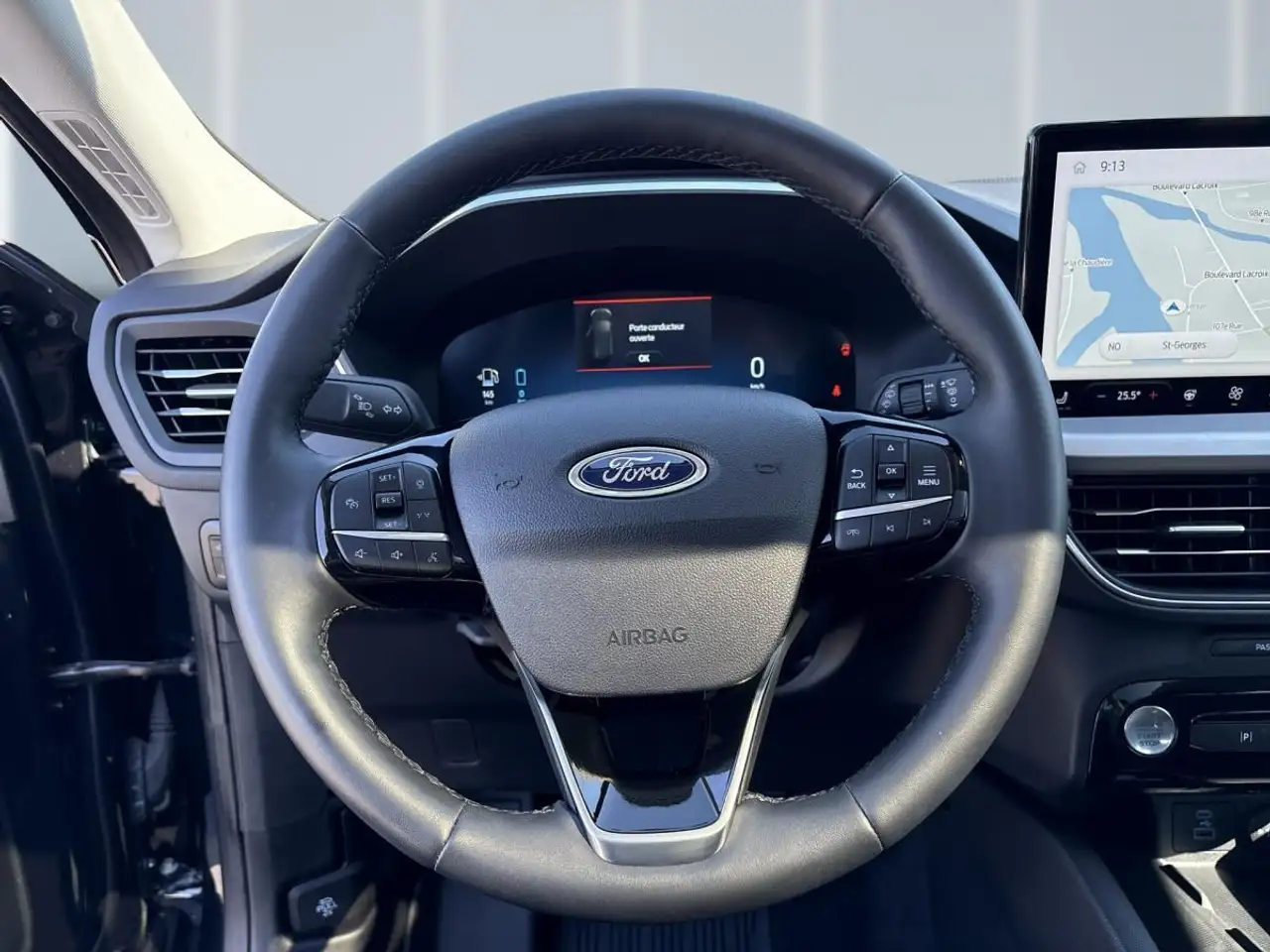 Ford Escape снимка Ford Escape
