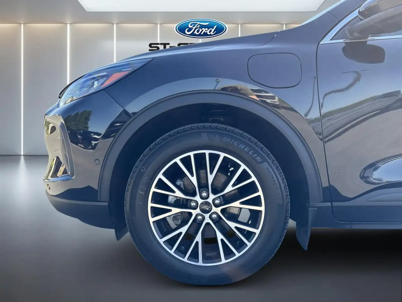 Ford Escape снимка Ford Escape