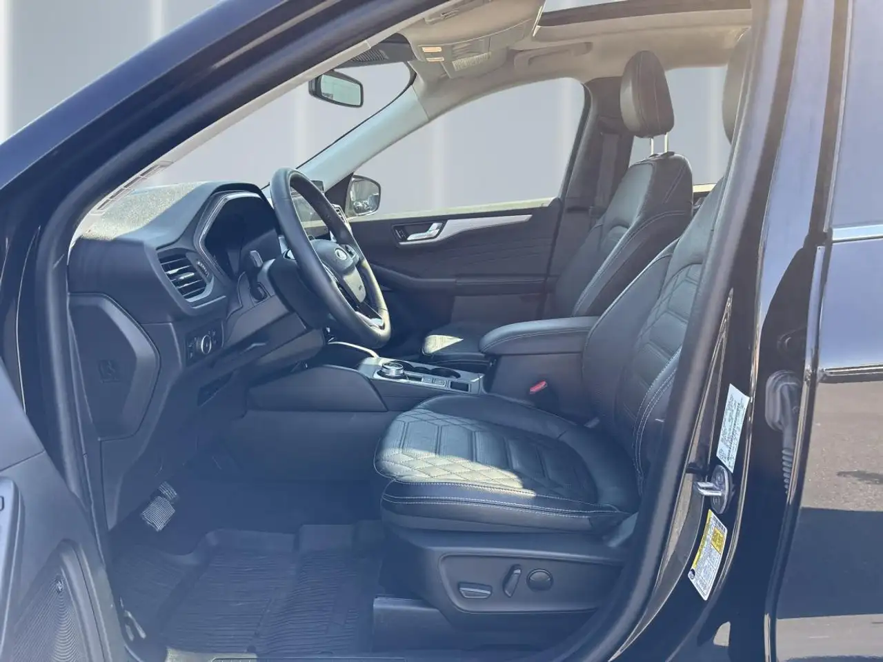 Ford Escape снимка Ford Escape
