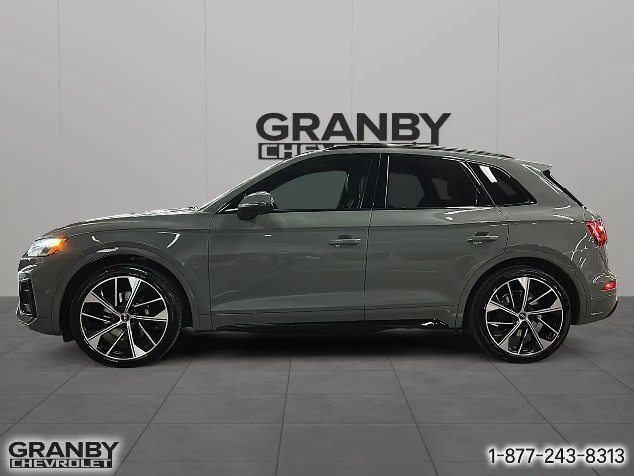 Audi SQ5 снимка Audi SQ5