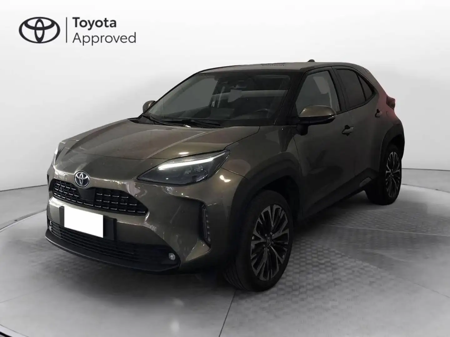 Toyota Yaris Cross 1.5h Lounge fwd 116cv e-cvt Marrone - 1
