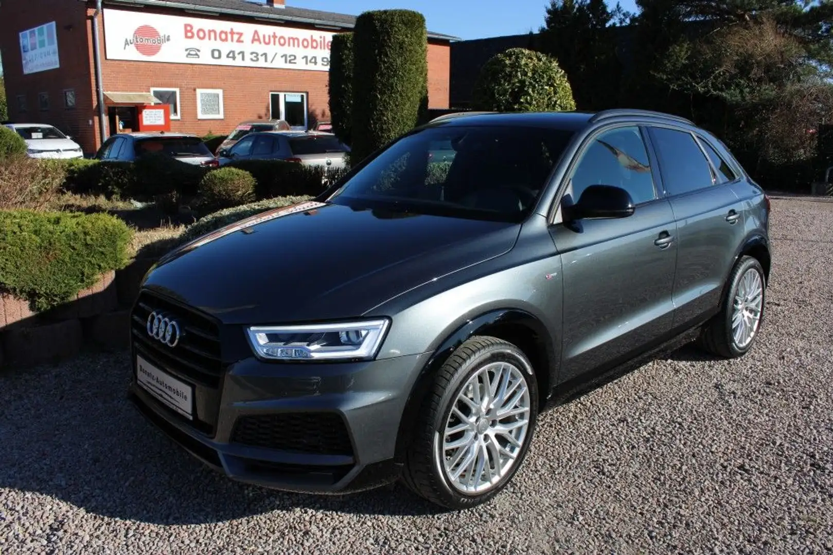 Audi Q3 1.4 TFSI Sport S-Line Stronic*Nav,LED,T.Leder,SHZ* Grijs - 1