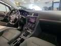 Volkswagen Golf 1.6 TDI / Carplay / Camera / Navi / Btw Aftrekbaar Zwart - thumbnail 16
