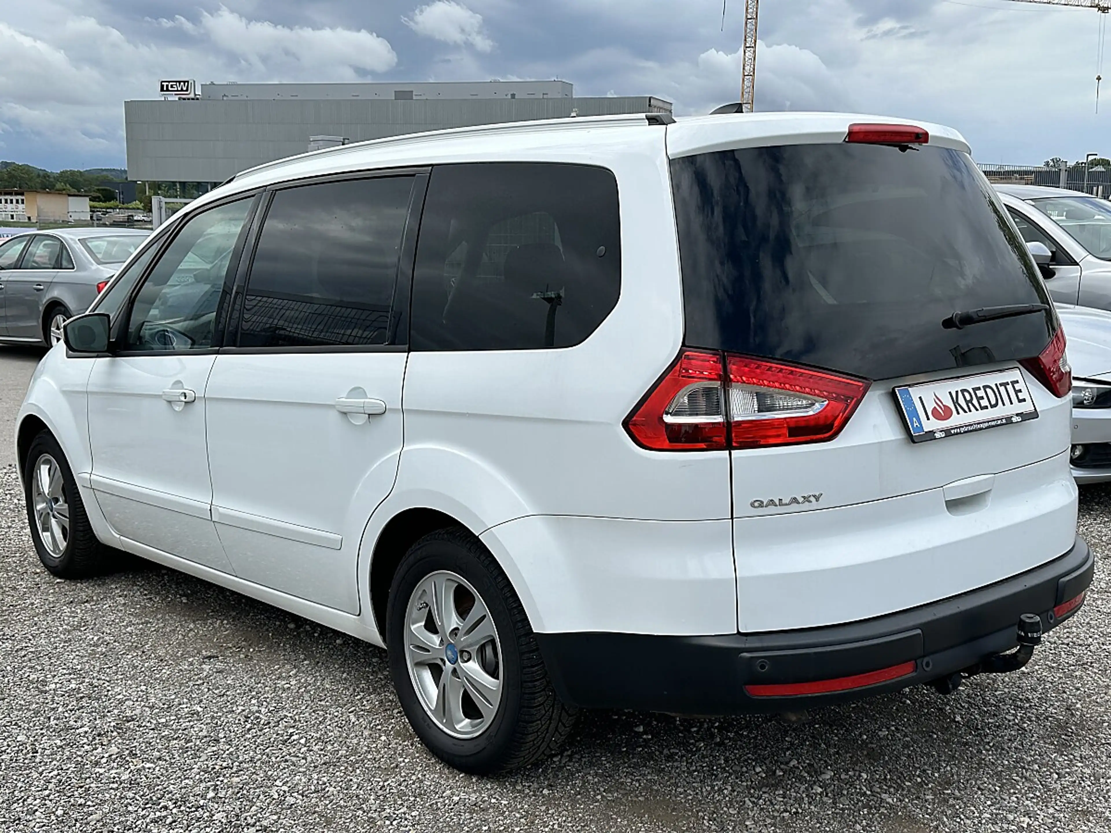 Ford Galaxy Business Plus 2,0 TDCi 7 - SITZE — photo 6