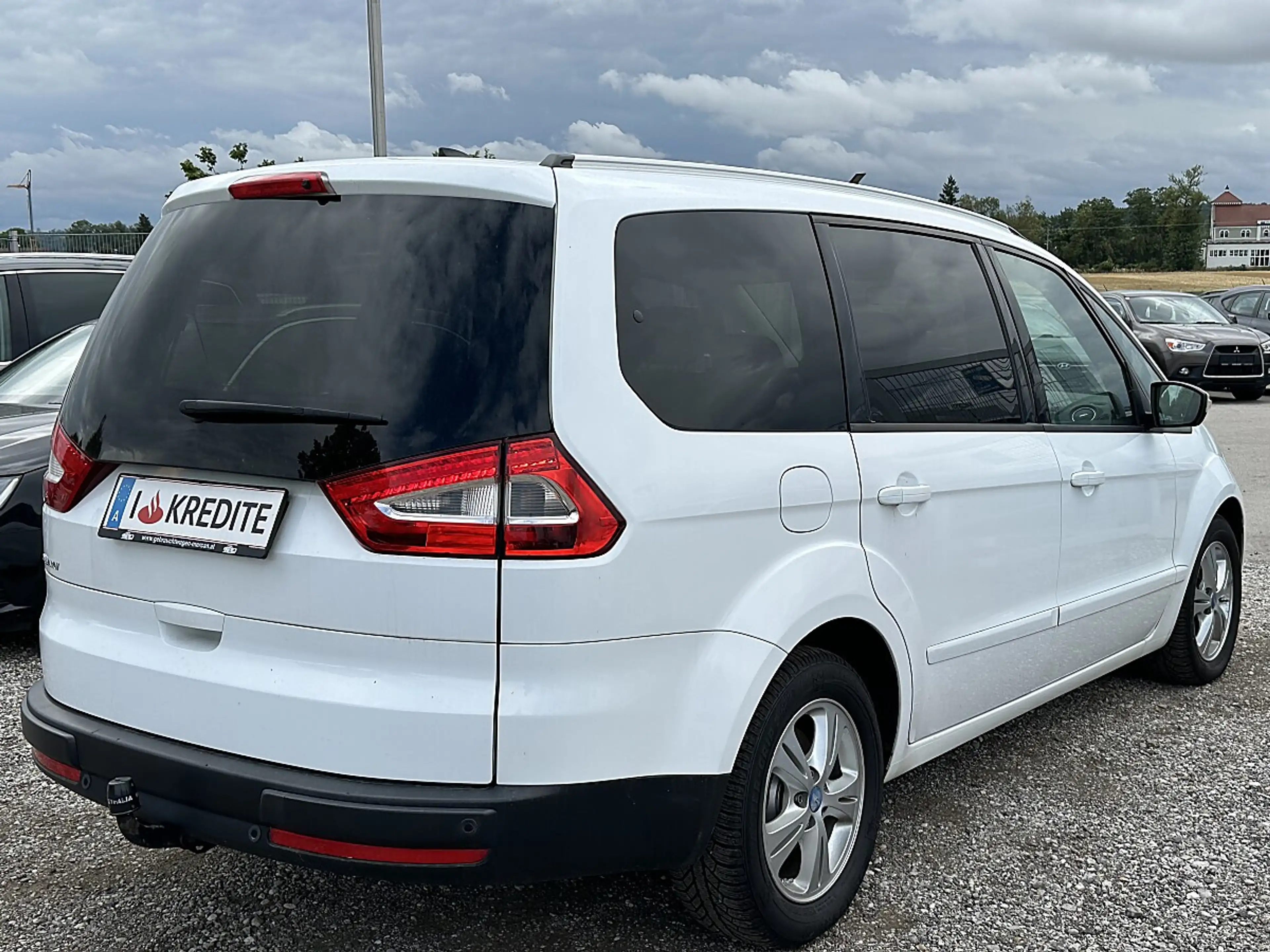 Ford Galaxy Business Plus 2,0 TDCi 7 - SITZE — photo 4