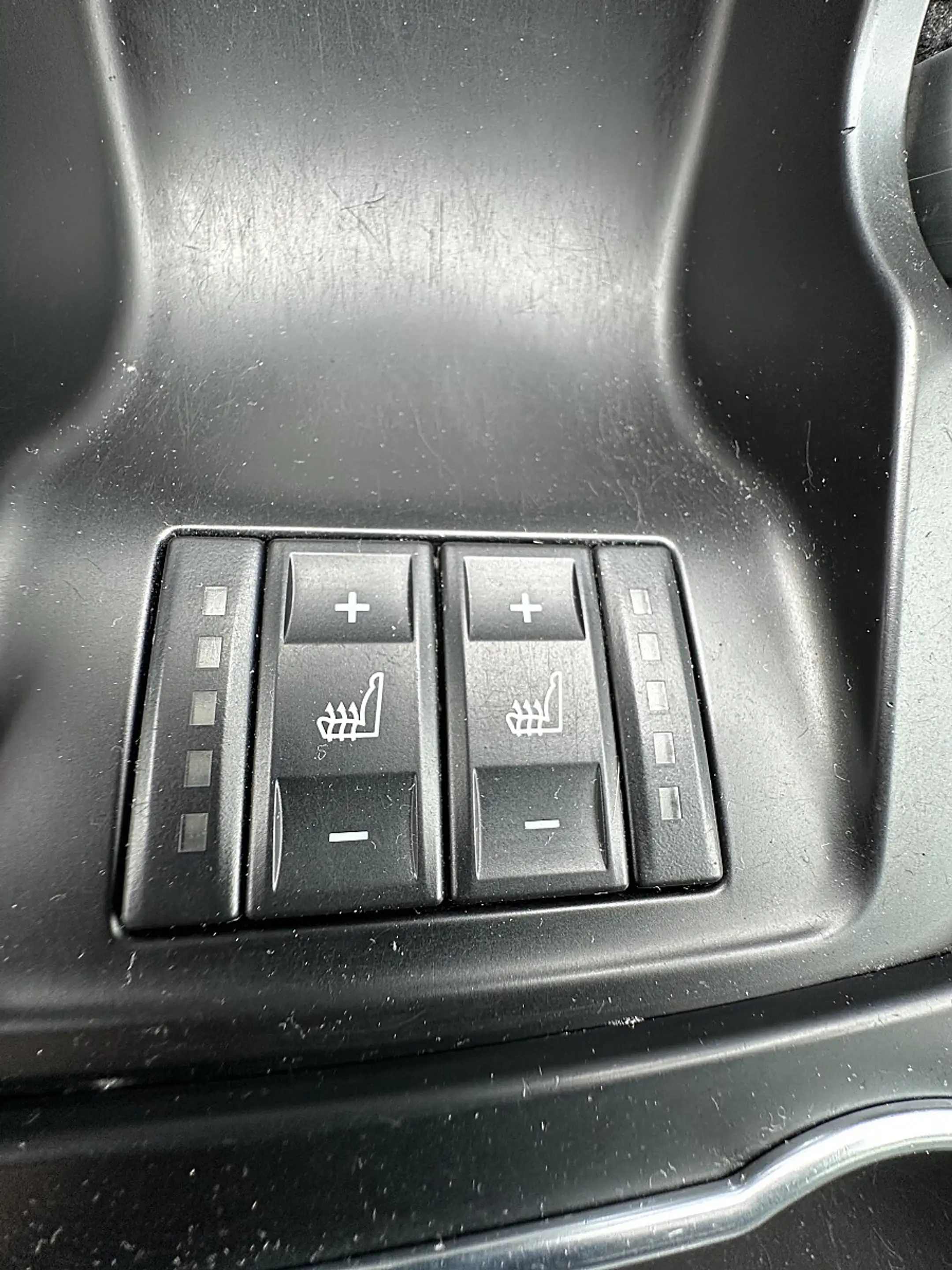 Ford Galaxy Business Plus 2,0 TDCi 7 - SITZE — photo 9