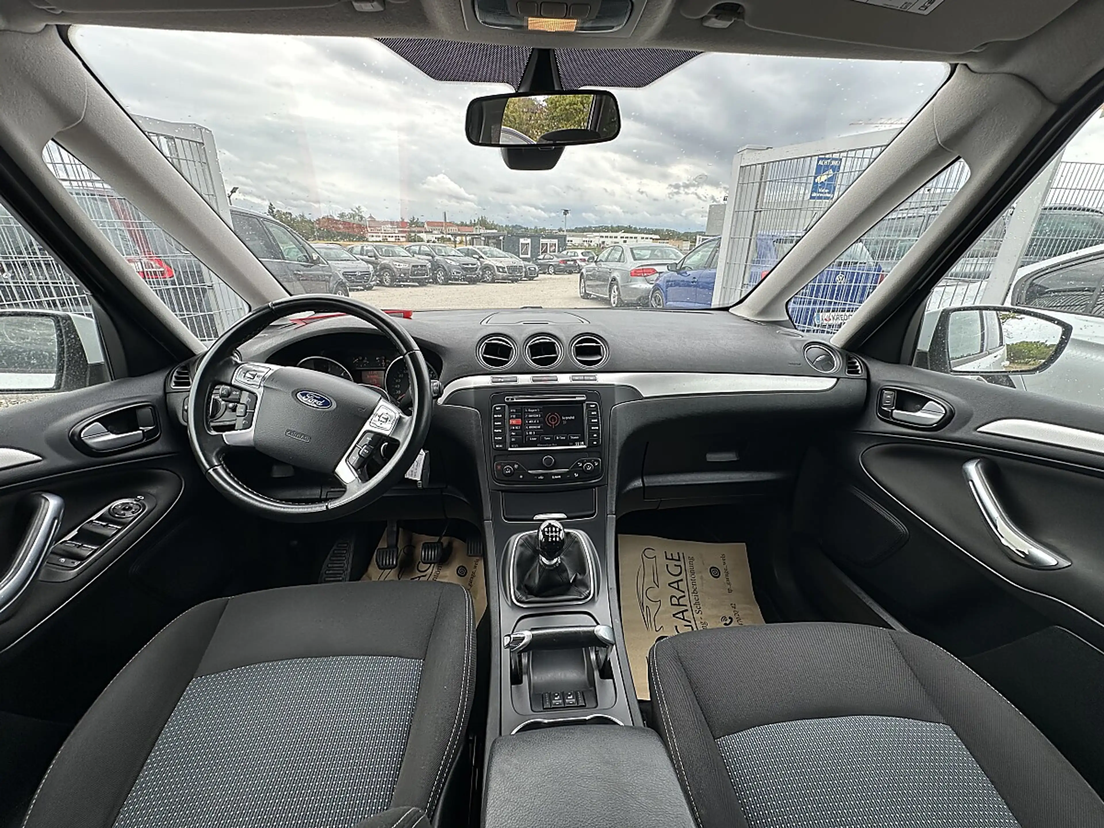 Ford Galaxy Business Plus 2,0 TDCi 7 - SITZE — photo 7