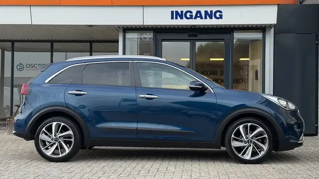 Kia Niro view 5