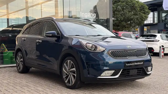 Kia Niro view 3