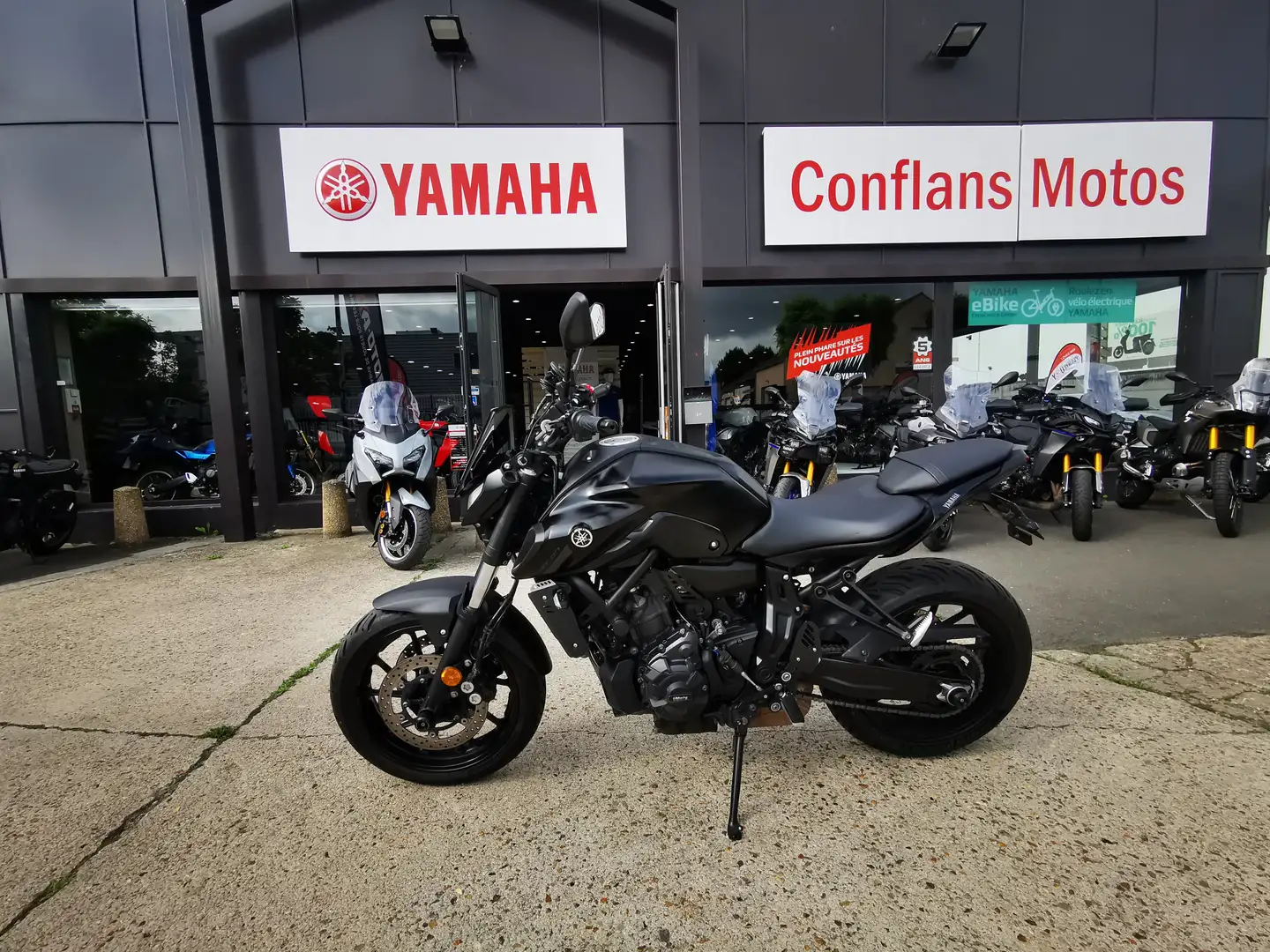 Yamaha MT-07 Czarny - 1