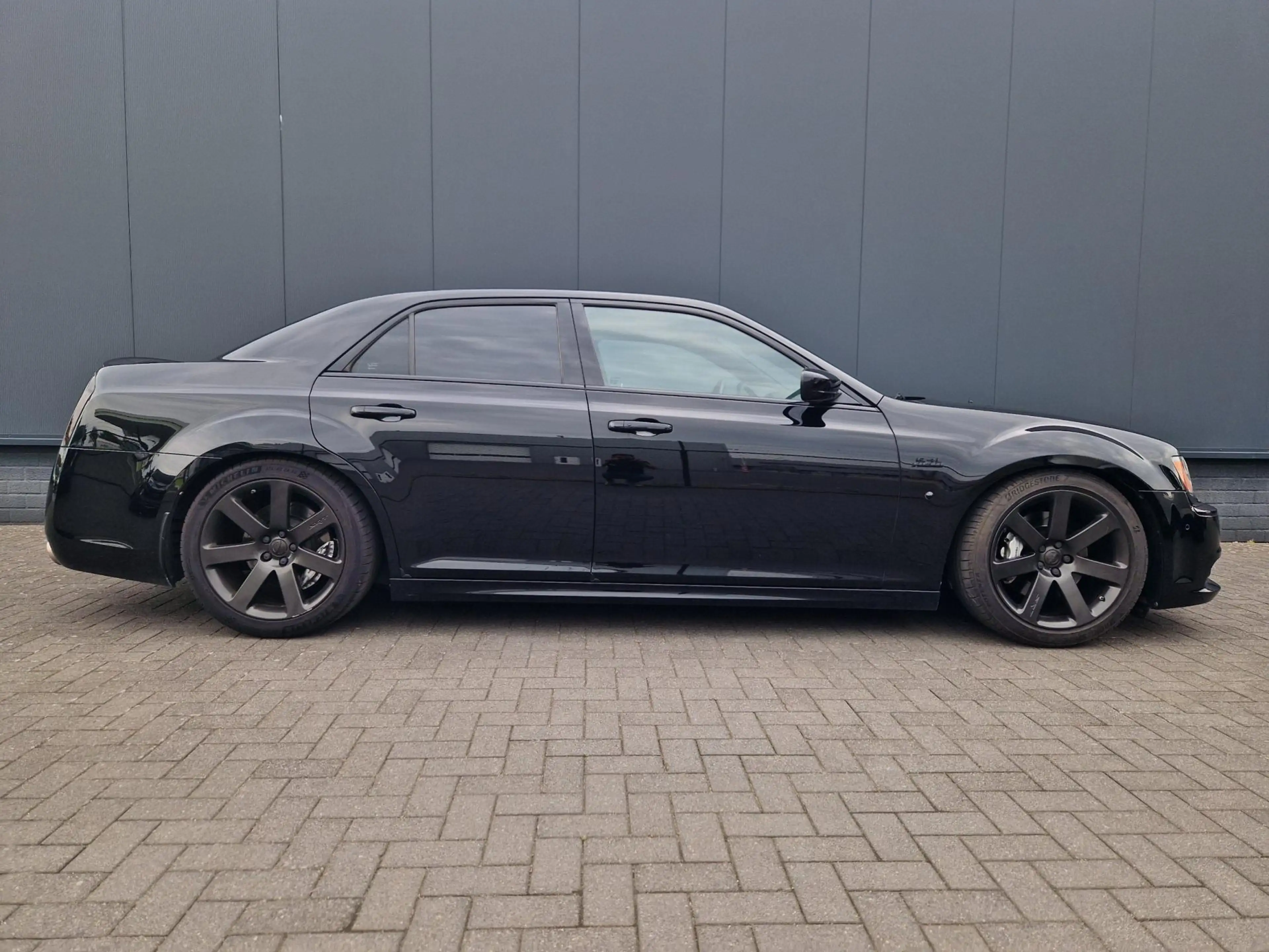 Chrysler 300 SRT 300C SRT-8 Facelift lpg G3 — photo 36