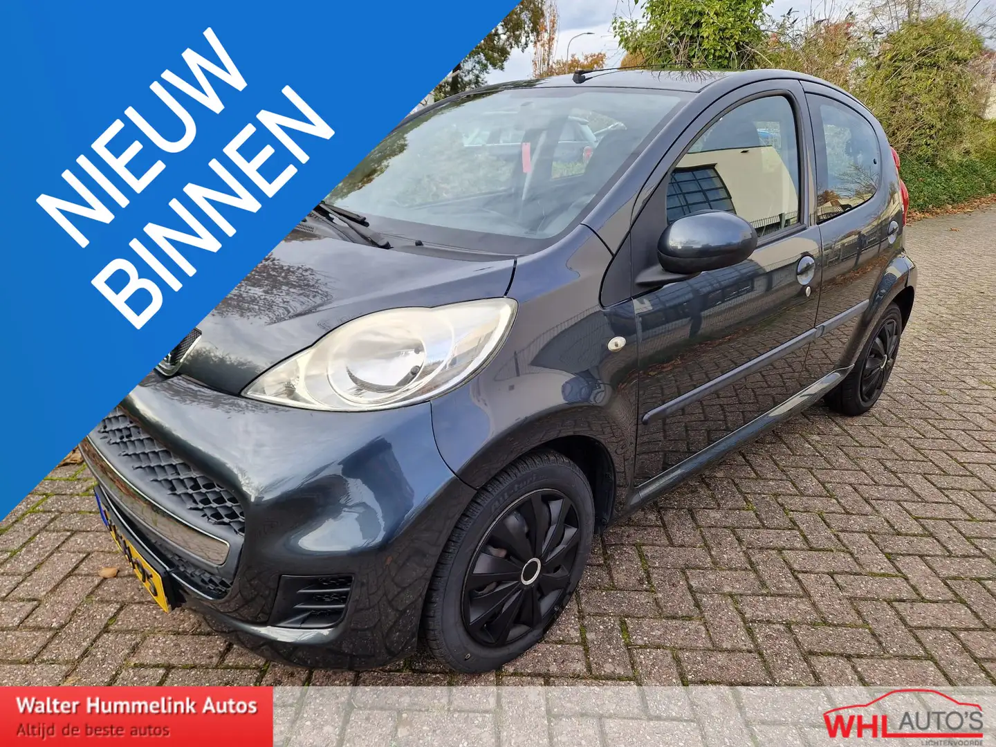 Peugeot 107 1.0-12V Urban Move Gris - 1