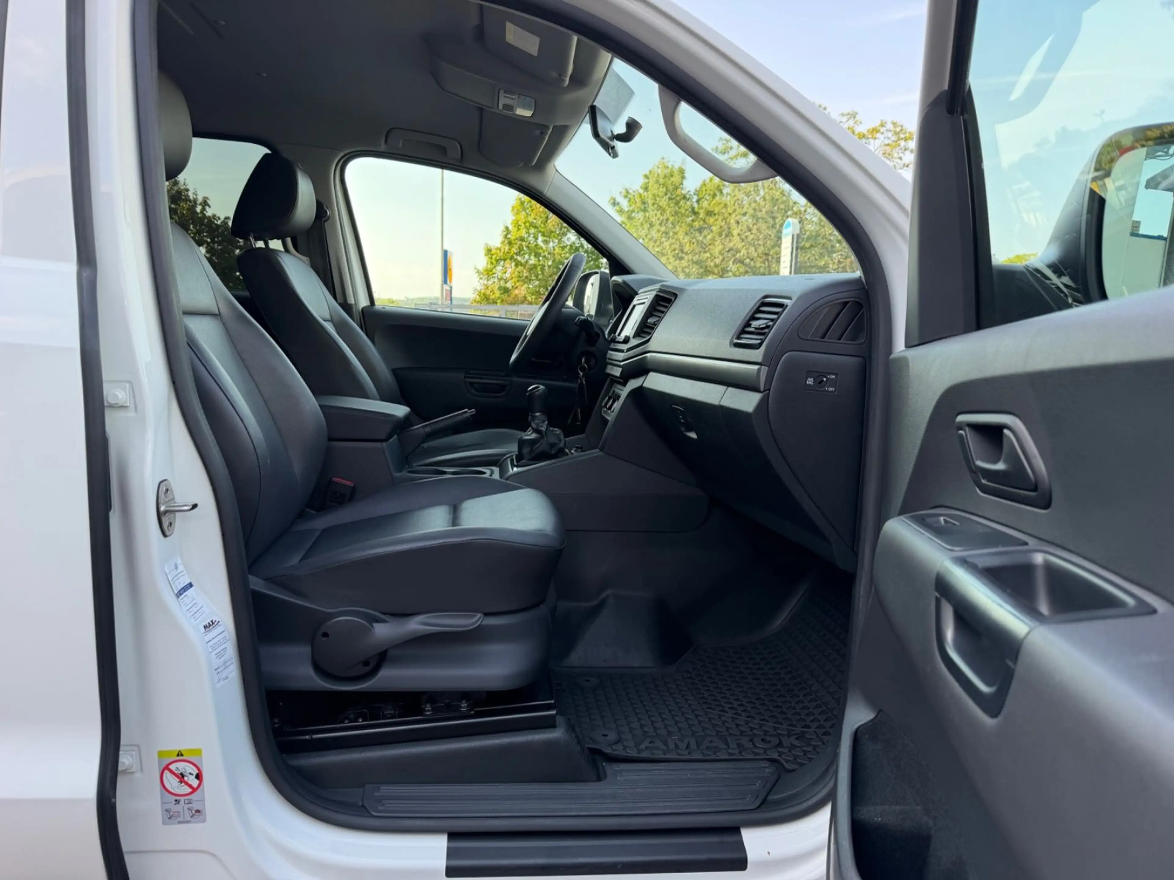 Volkswagen Amarok Trendline DoubleCab V6*2.Hand *Leder *AHK — photo 8