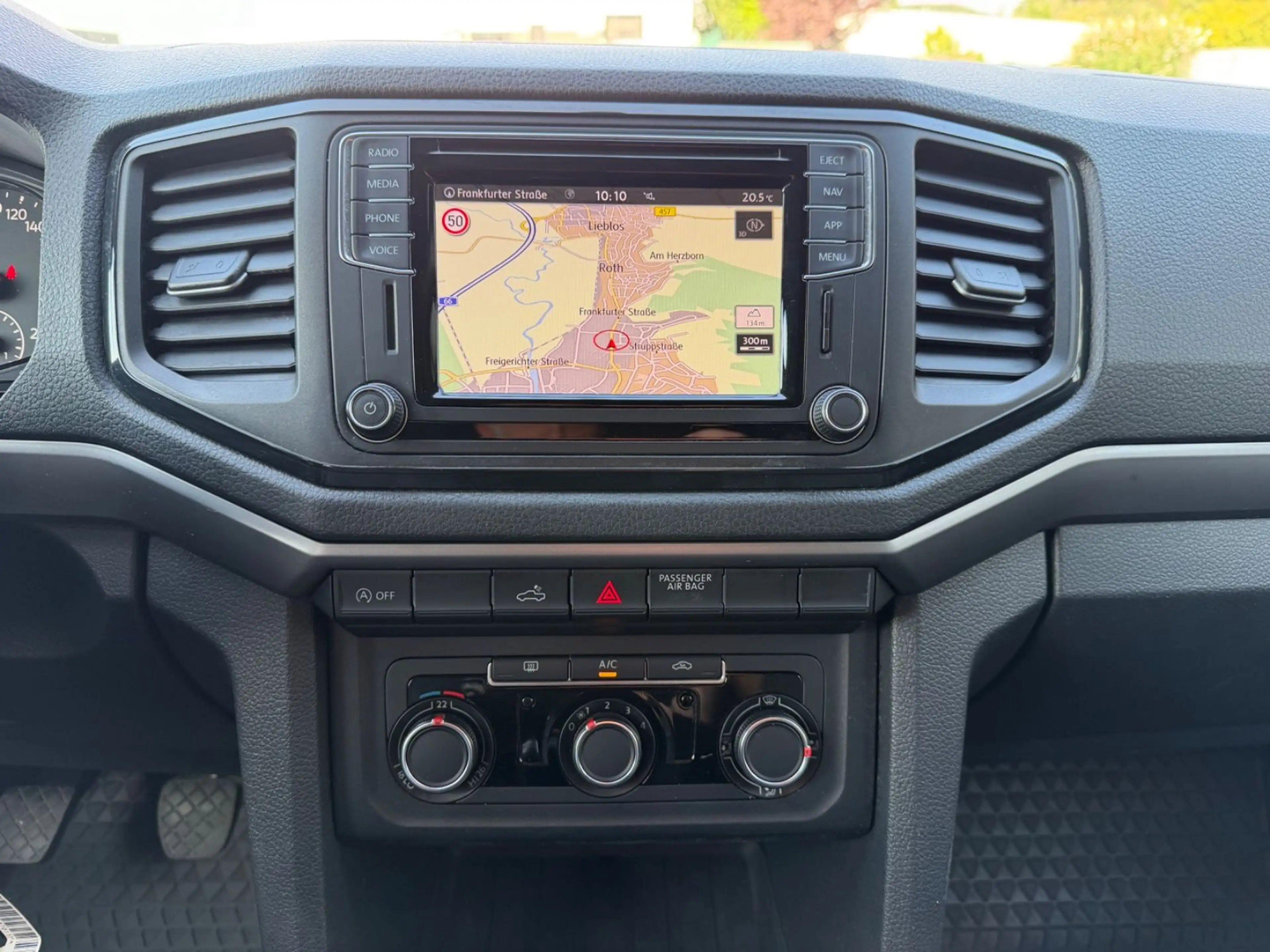 Volkswagen Amarok Trendline DoubleCab V6*2.Hand *Leder *AHK — photo 14