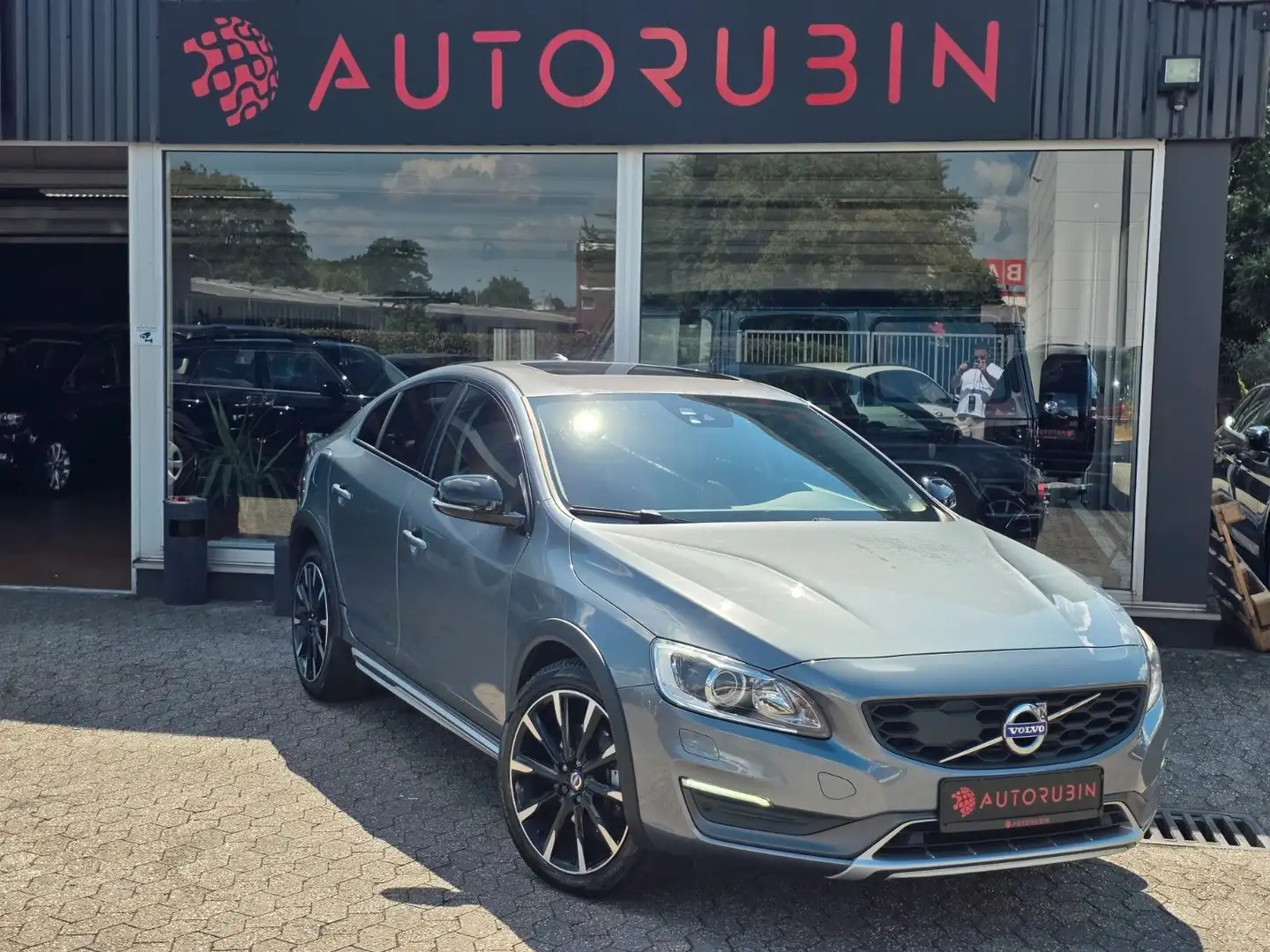 Volvo S60 Cross Country Summum EL.SD/ABSTAND/TOT/SPUR Grau - 1