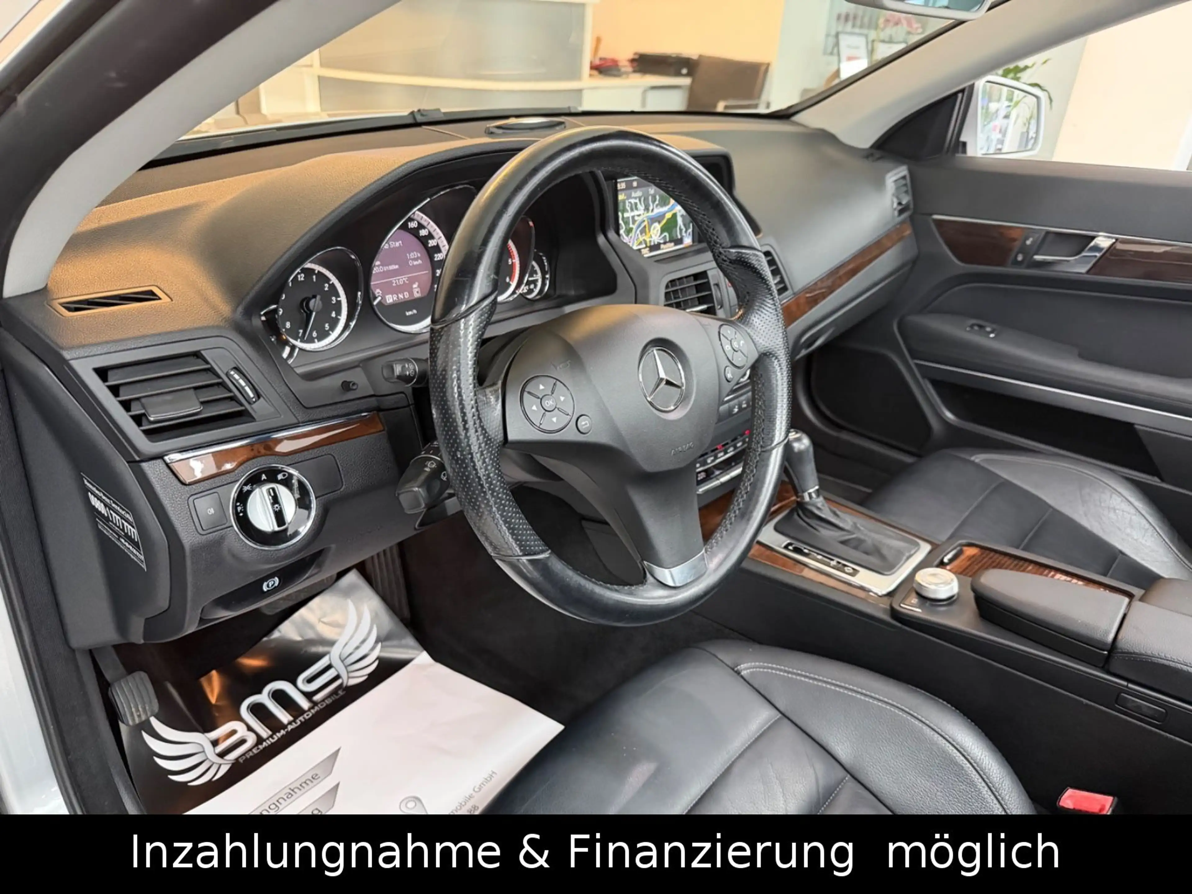 Mercedes-Benz E 350 E Cabrio BlueEfficiency — photo 13