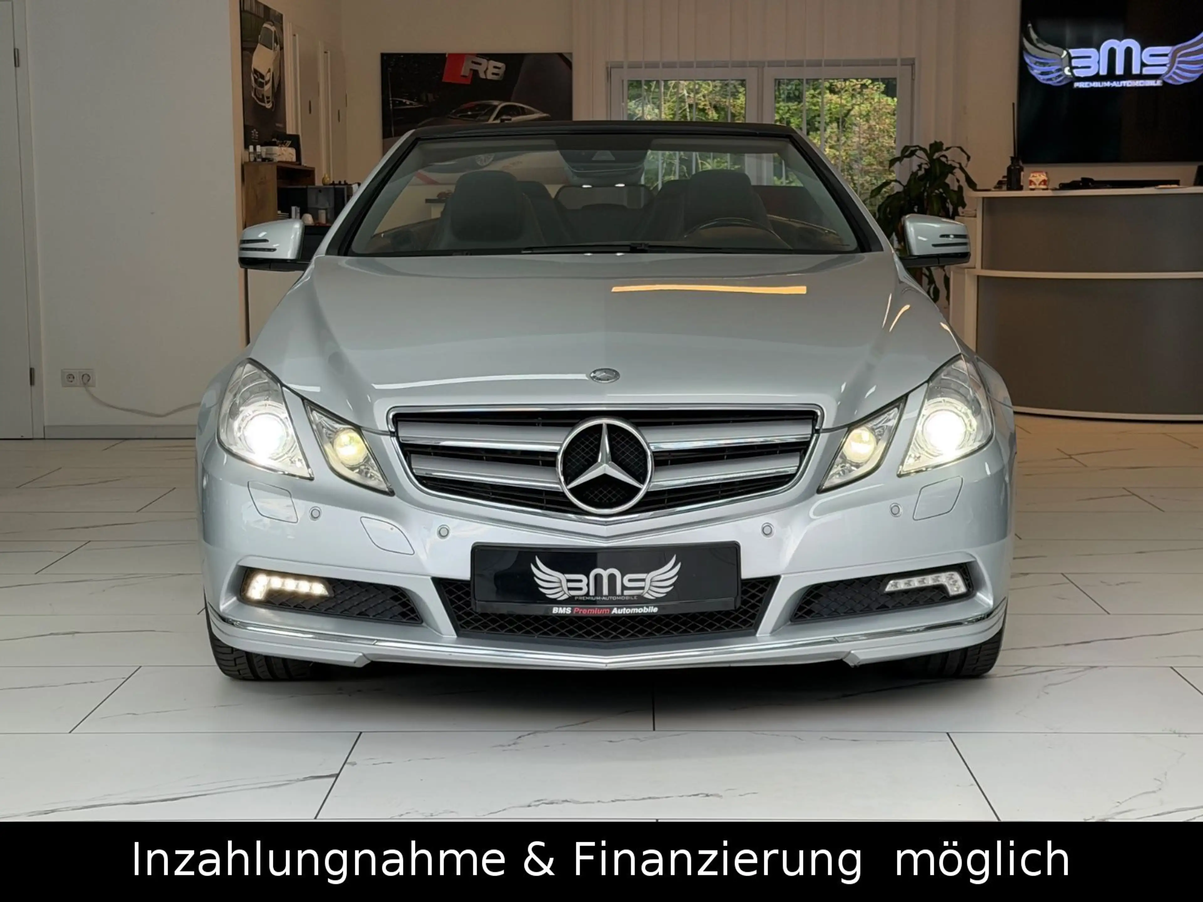 Mercedes-Benz E 350 E Cabrio BlueEfficiency — photo 3