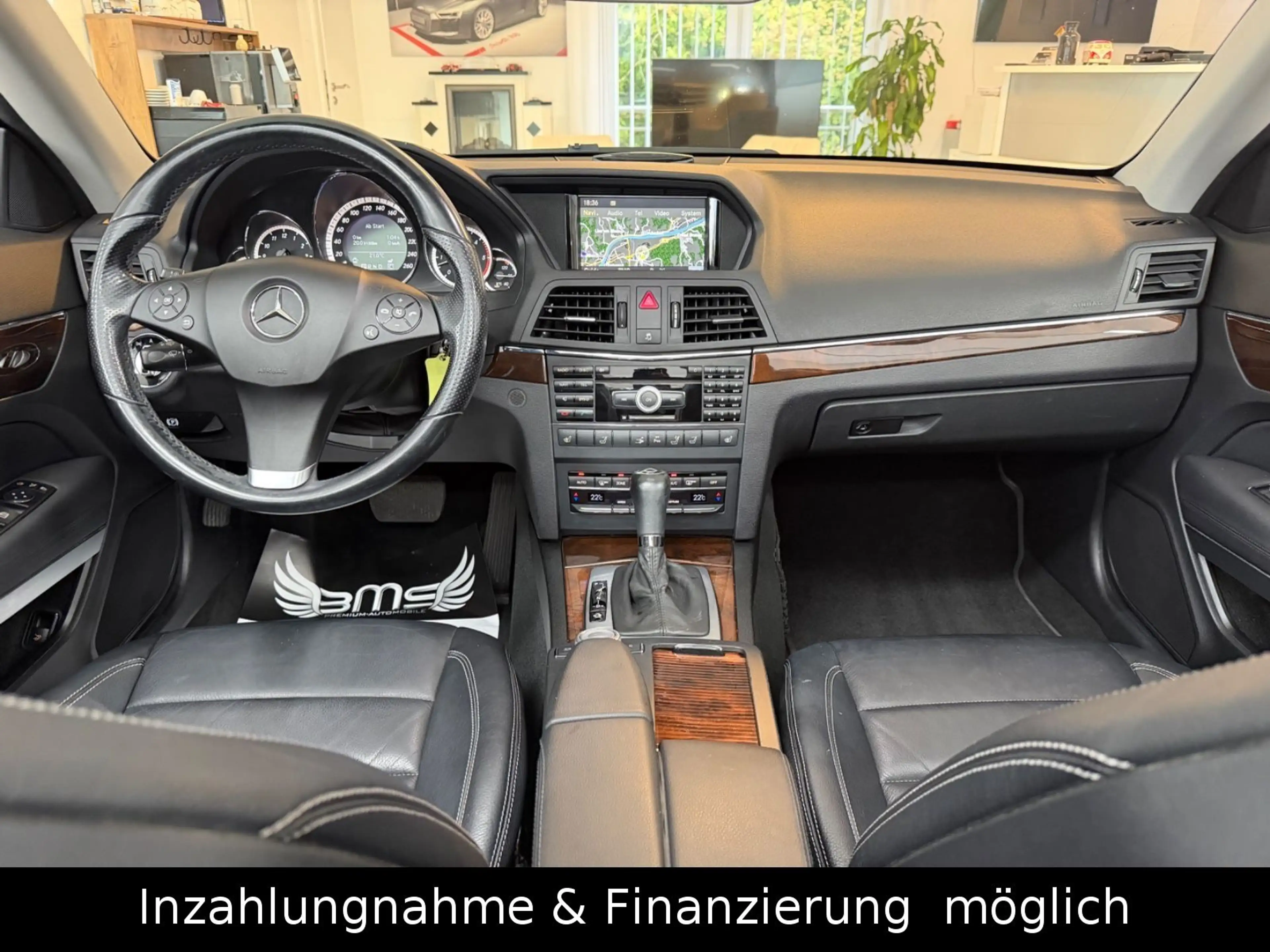 Mercedes-Benz E 350 E Cabrio BlueEfficiency — photo 2