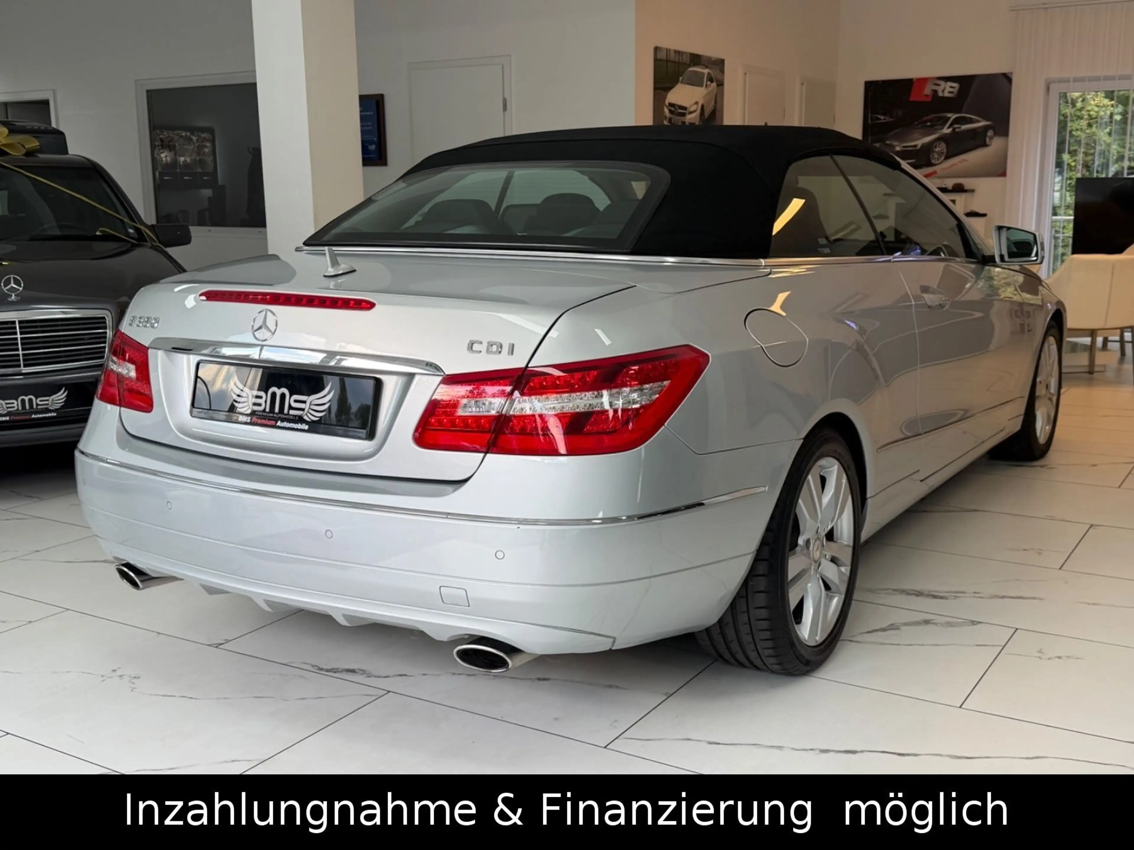 Mercedes-Benz E 350 E Cabrio BlueEfficiency — photo 11