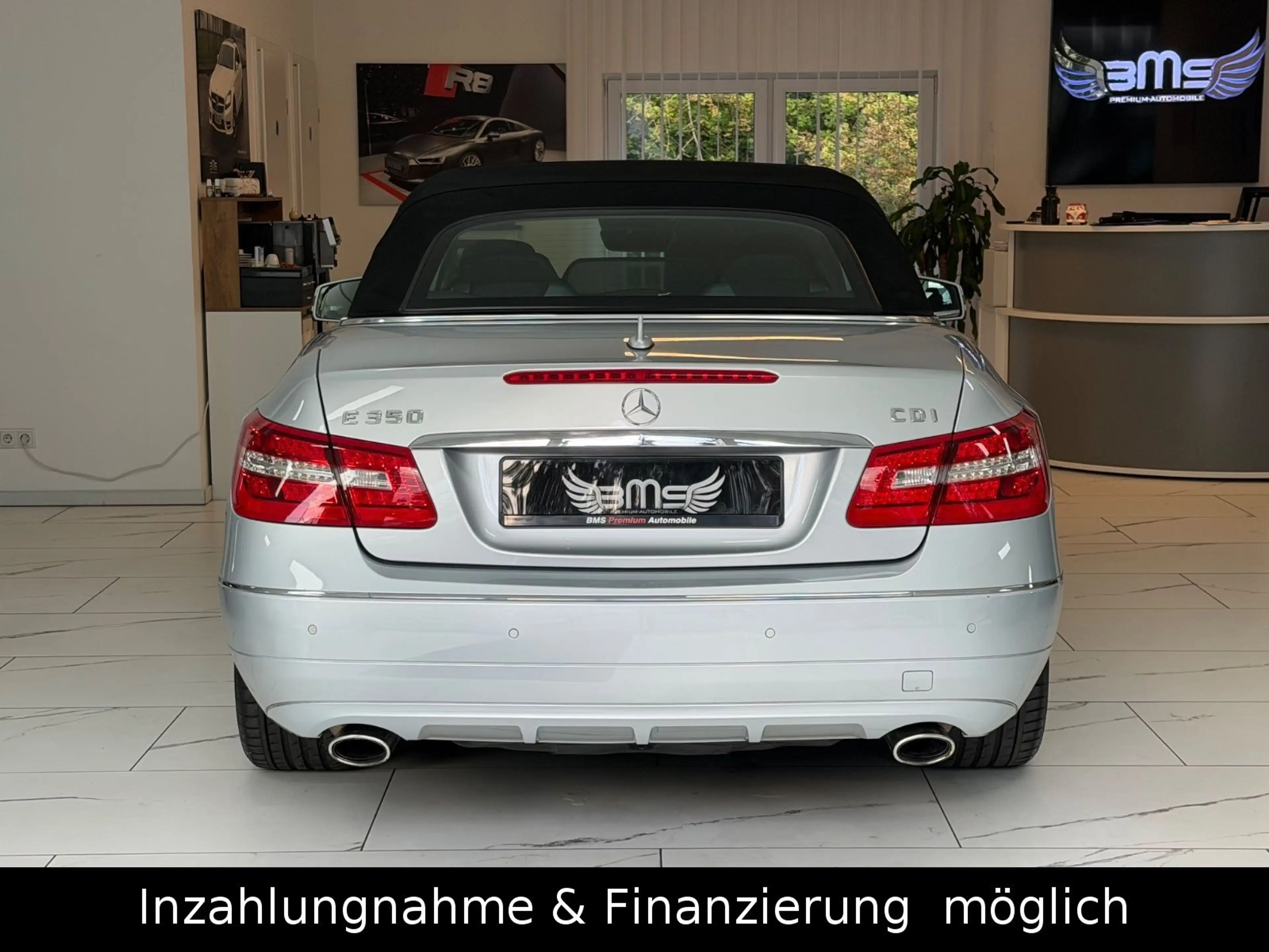 Mercedes-Benz E 350 E Cabrio BlueEfficiency — photo 10