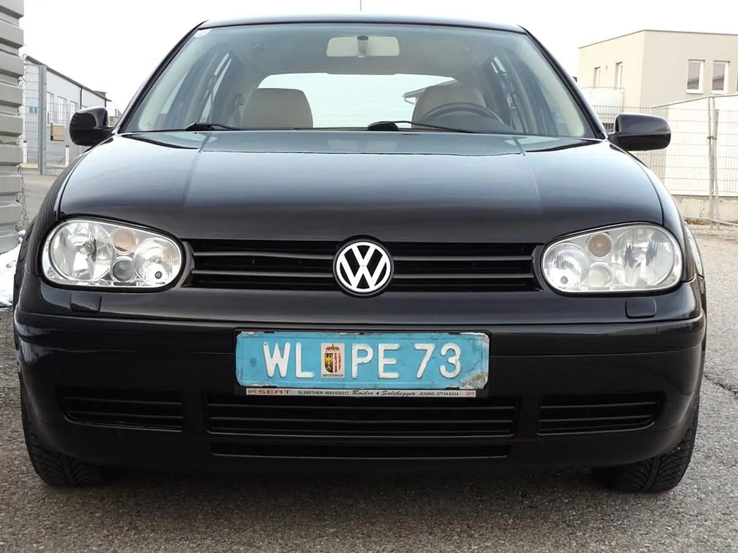 Volkswagen Golf IV Highline TDi Automat Leder Sitzheizung Rostf... Schwarz - 1