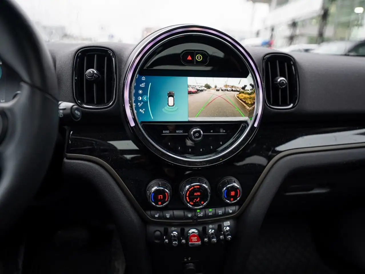 MINI Cooper S Countryman снимка MINI Cooper S Countryman