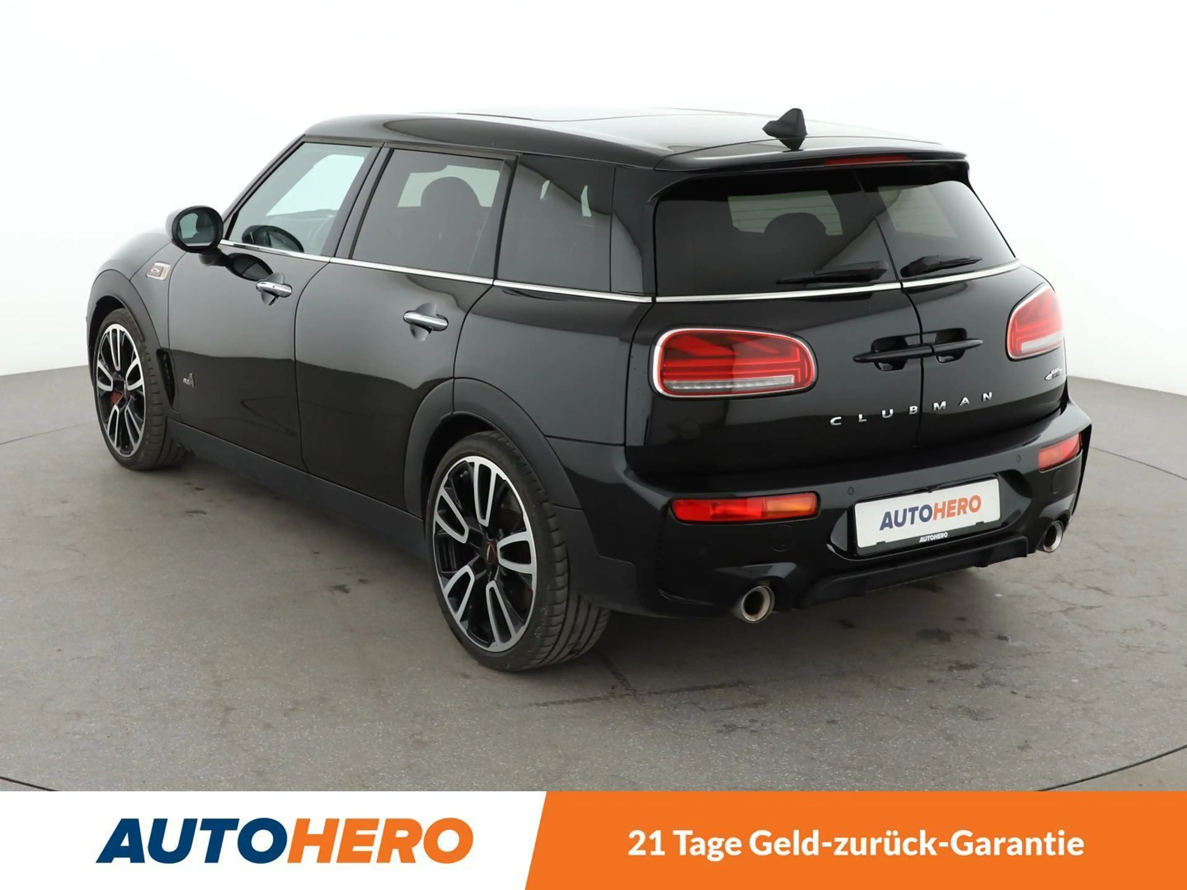 MINI John Cooper Works Clubman John Cooper Works ALL4 Aut.*NAVI*LED*ACC*HUD*CAM* — photo 4