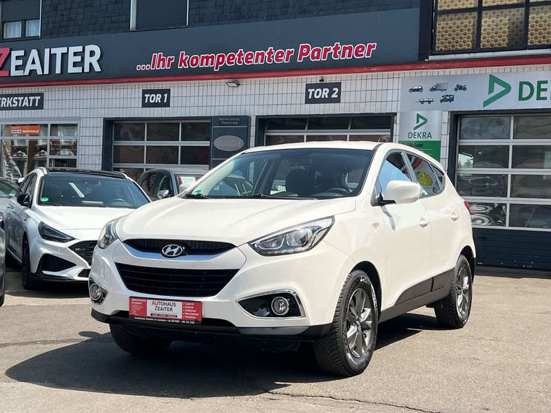 Hyundai iX35 FIFA World Cup Edition 2WD*Tüv*Inspektion* — photo 2
