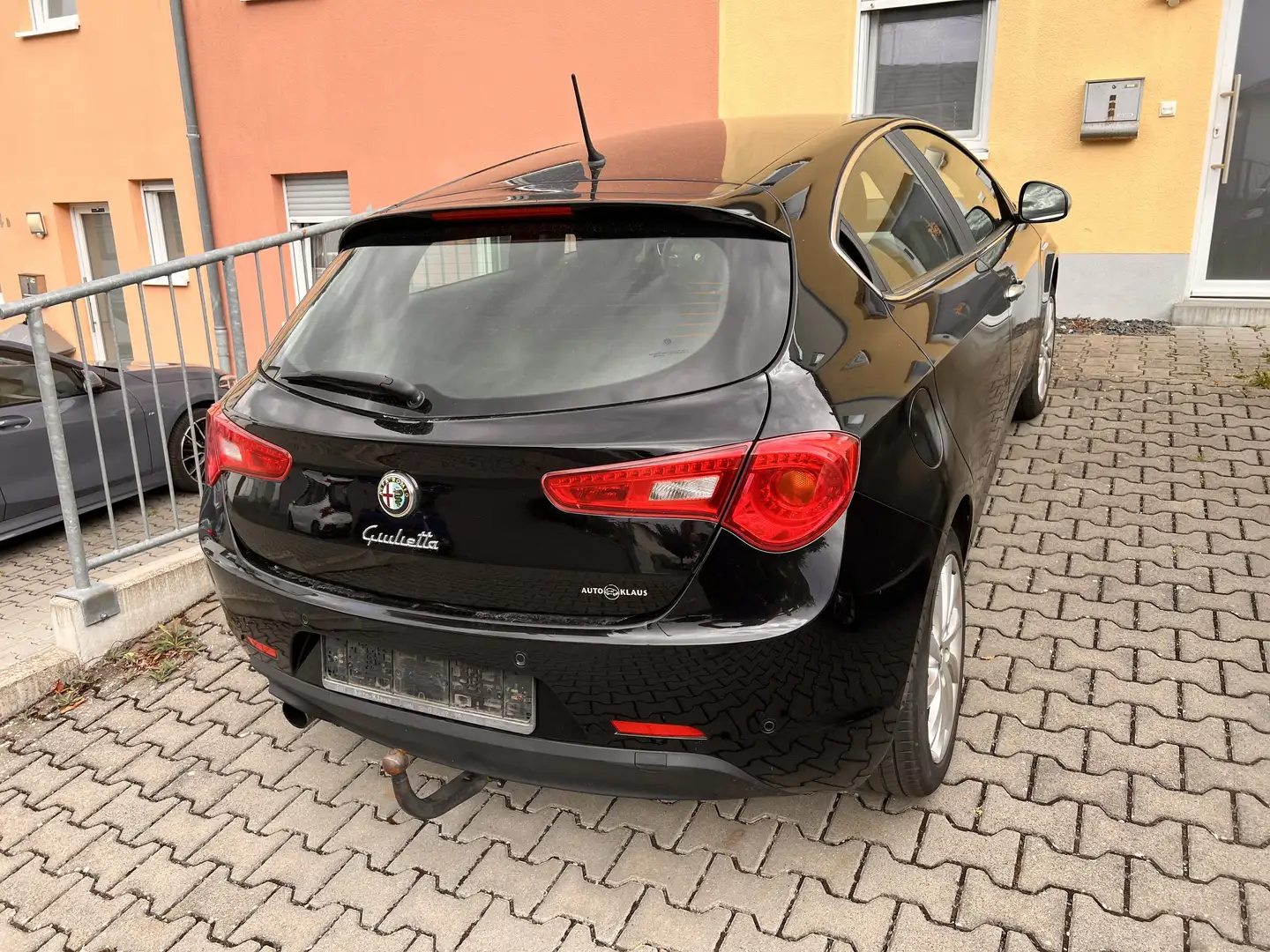 Alfa Romeo Giulietta Super Schwarz - 2