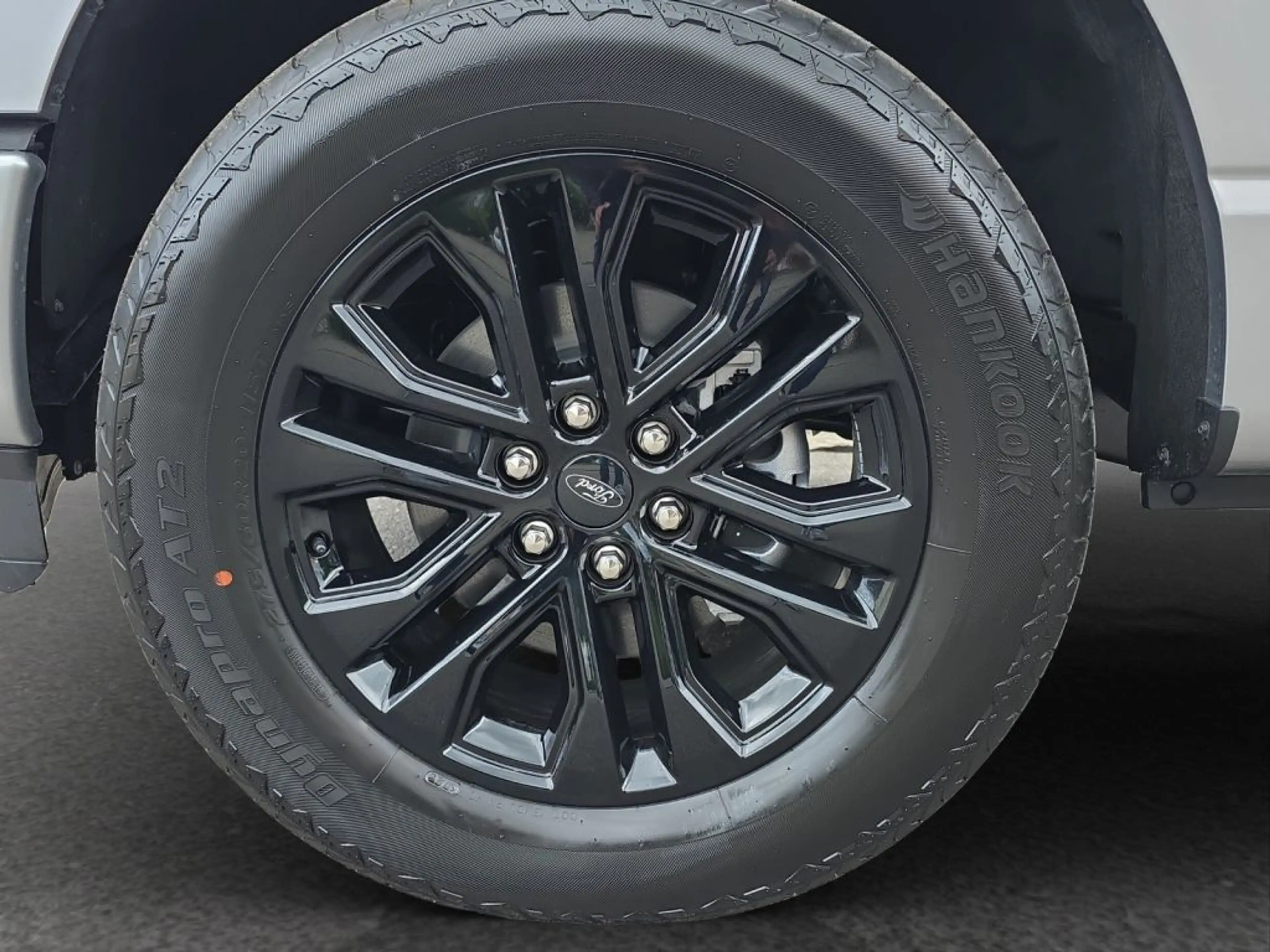 Ford F 150 5.0L V8 Black Edition Lariat MY 2026 — photo 14