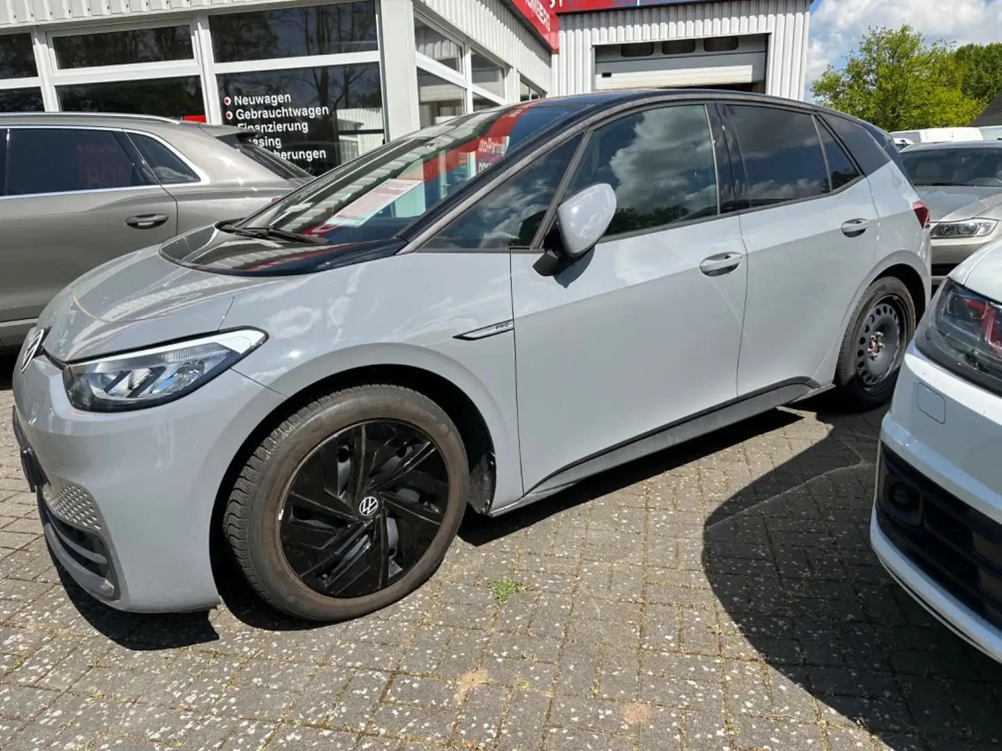 Volkswagen ID.3 150 kW Pro Performance Sitzh.Navi Lenkradhe Gris - 1