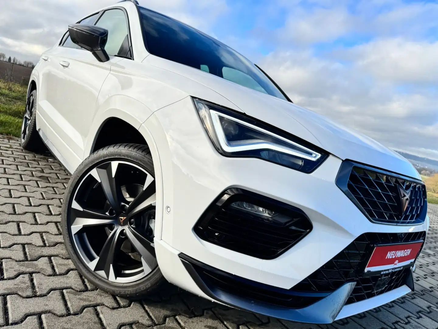 CUPRA Ateca 1.5 TSI DSG GARANTIE-28 KEYLESS NAVI CAM Weiß - 1