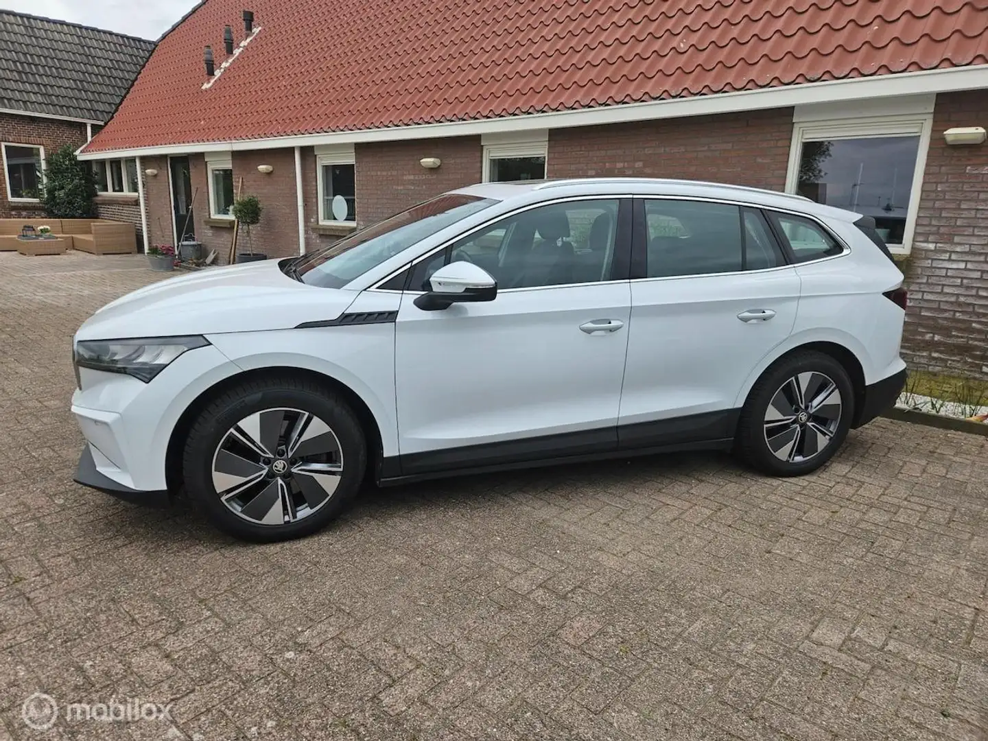 Skoda Enyaq iV 80 Wit - 2