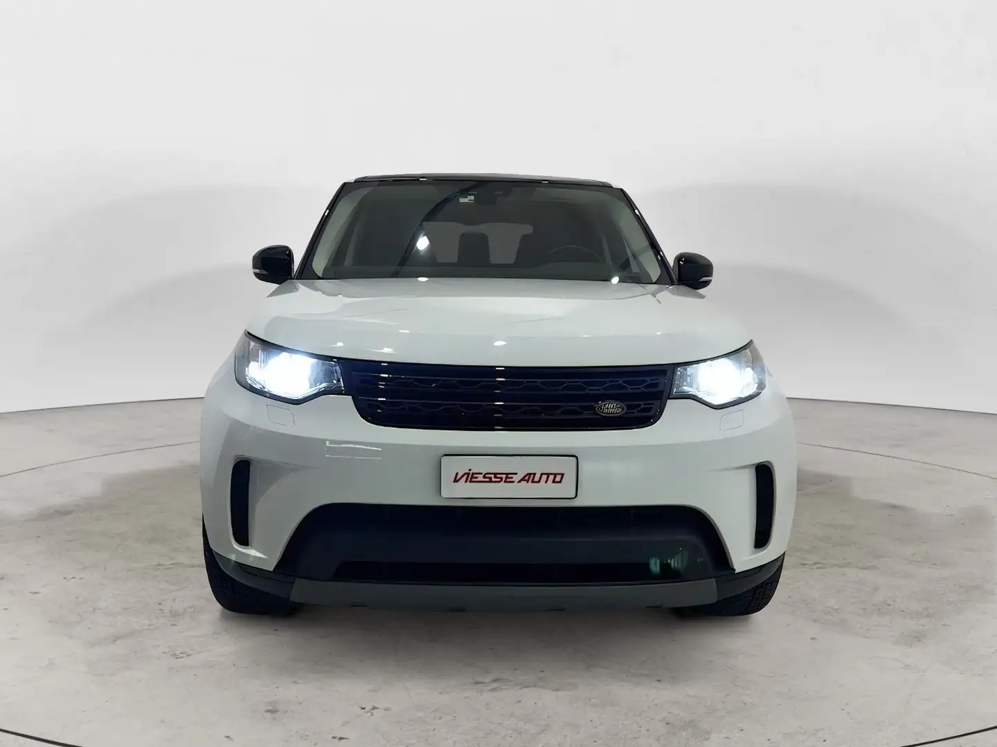 Land Rover Discovery Discovery 5 2017 3.0 si6 S 340cv  auto my18 Weiß - 2