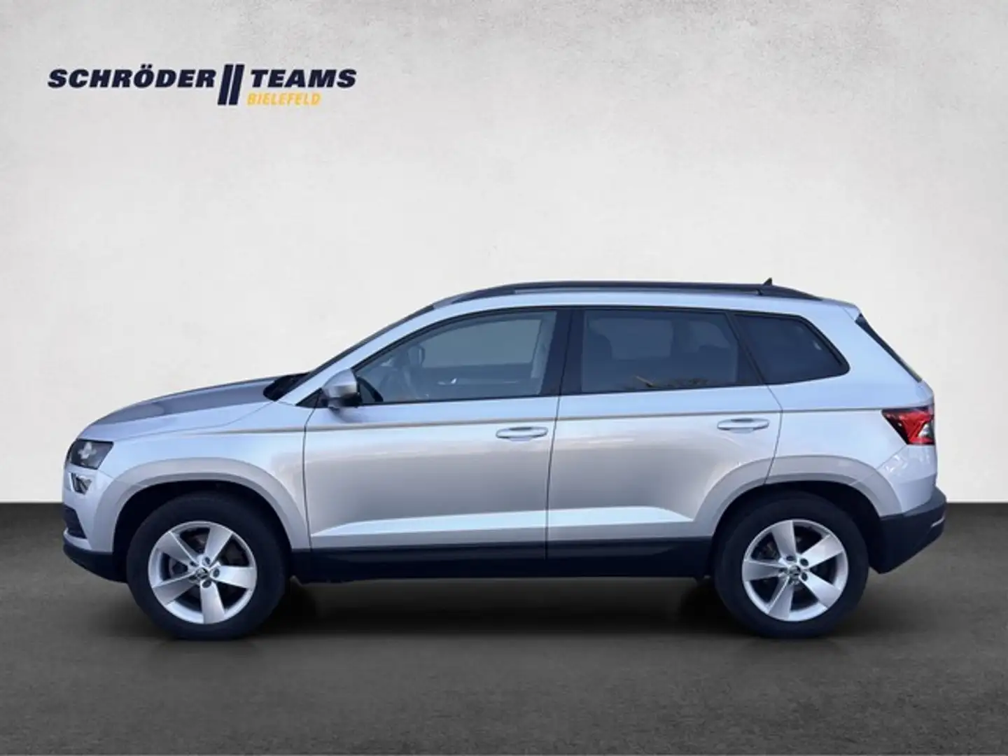 Skoda Karoq 2.0 TDI DSG Ambition STHZ/PANO/AHK Argent - 2